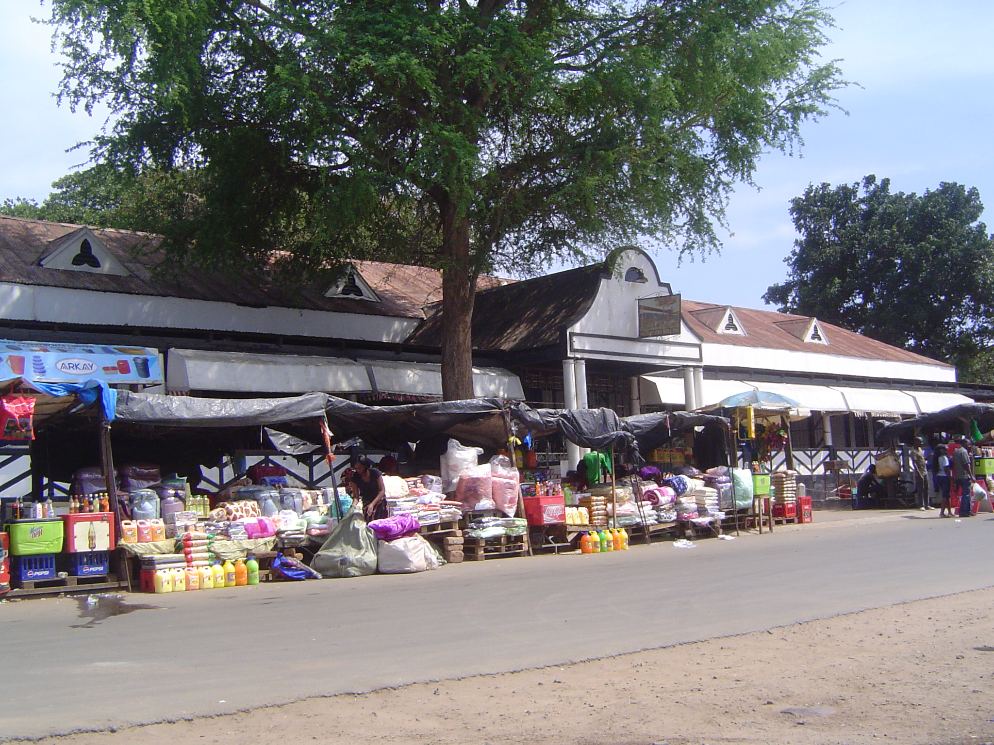 What's hiding behind the street vendors on Zambezi Street formerly Fairway?