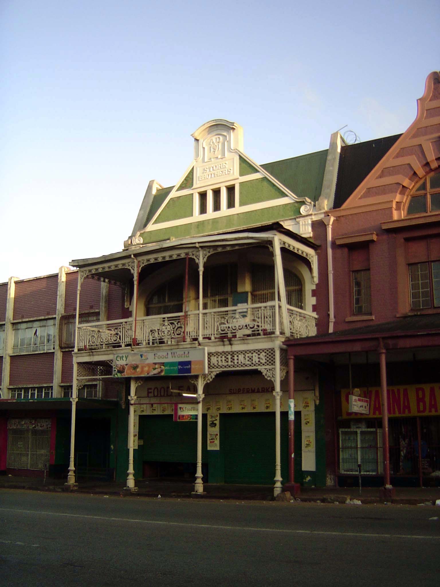 Store Brothers, from 1911. The four brothers were drapers and milliners who occupied the premises until 1933, when they sold the building to
