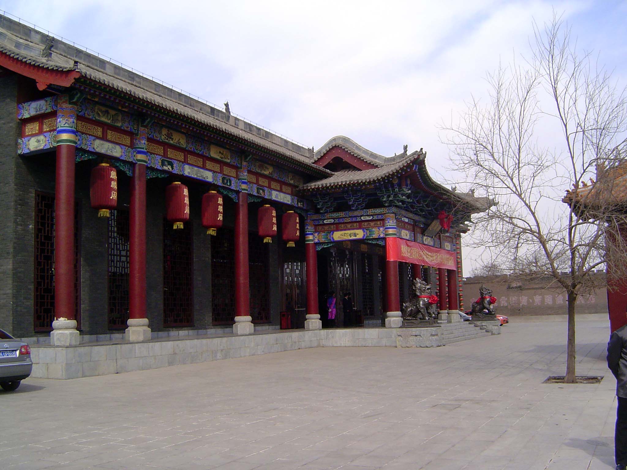 Entrance, mimicking traditional styles.