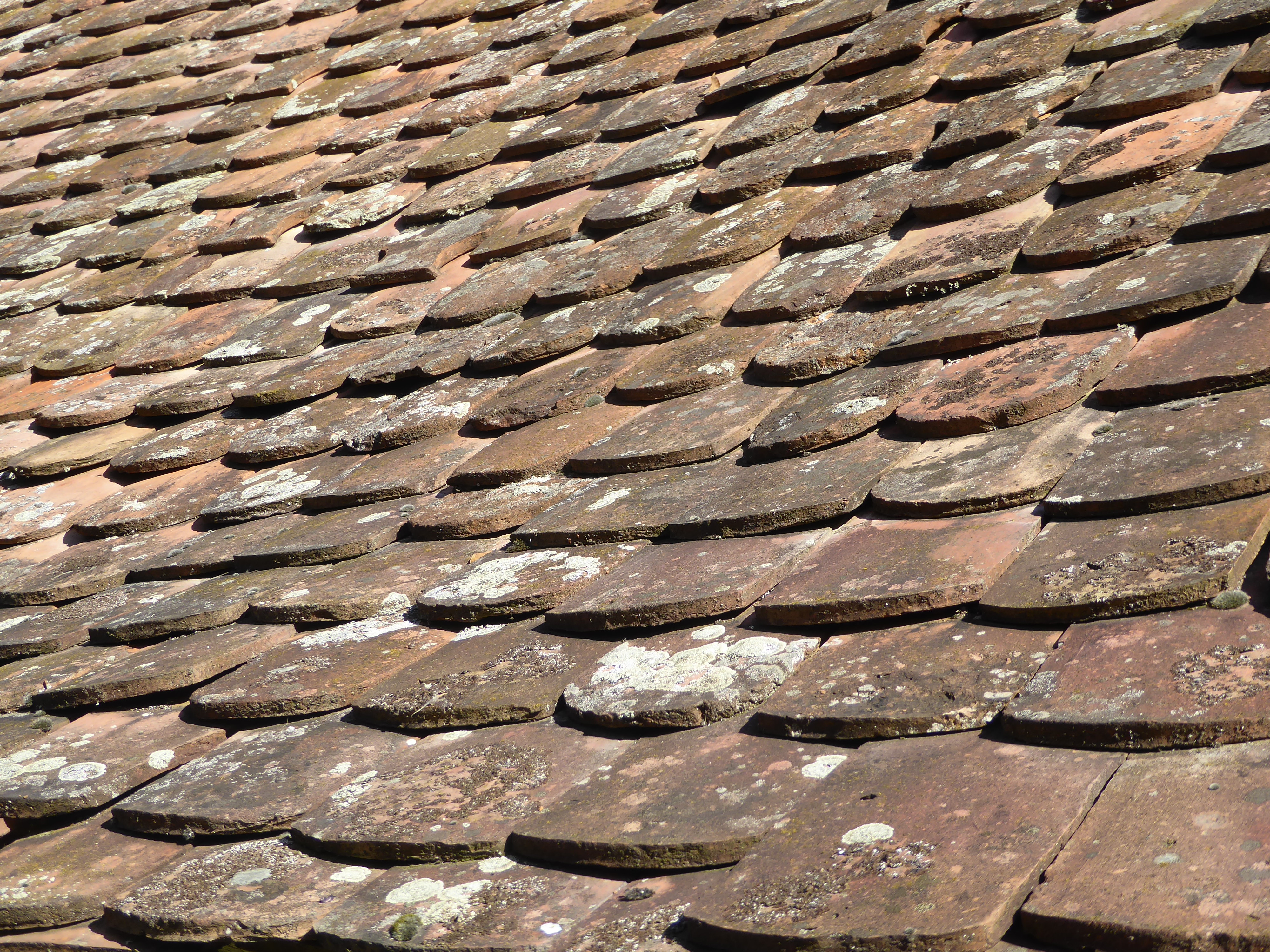 Wonder how the tiles stay in place?