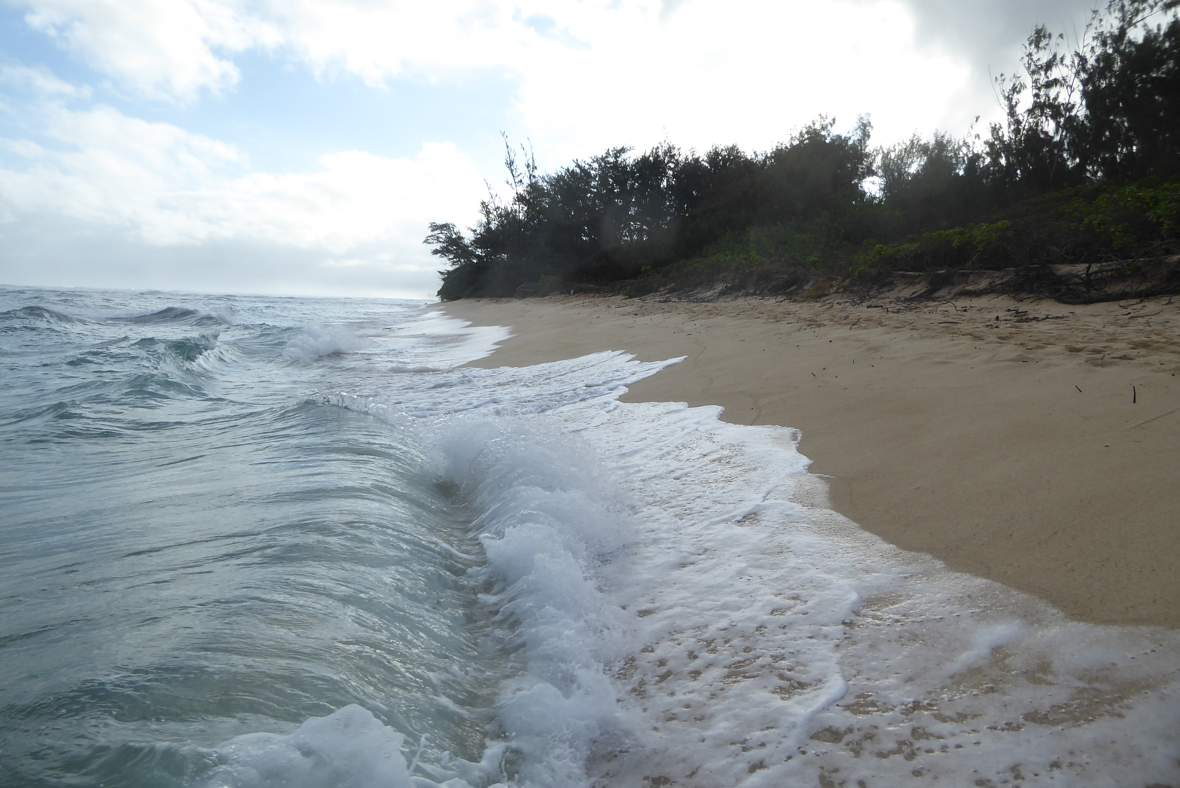 It isn't always so calm. Depending which way you turn, it's eight miles behind you to Waikiki or, if you foolishly turn left, 6,500 to Antar