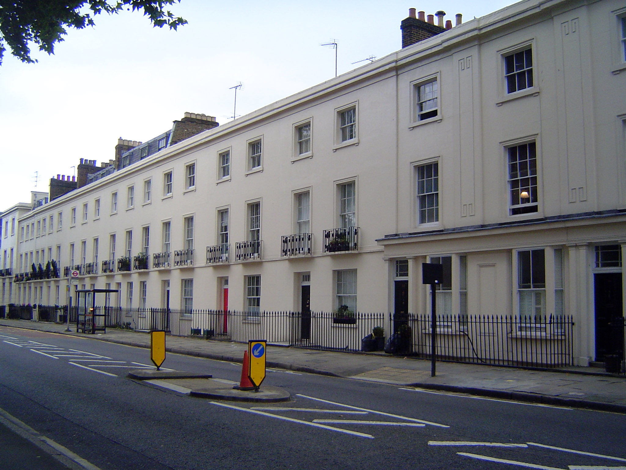On the back side, there's a further rank of less prestigious homes.