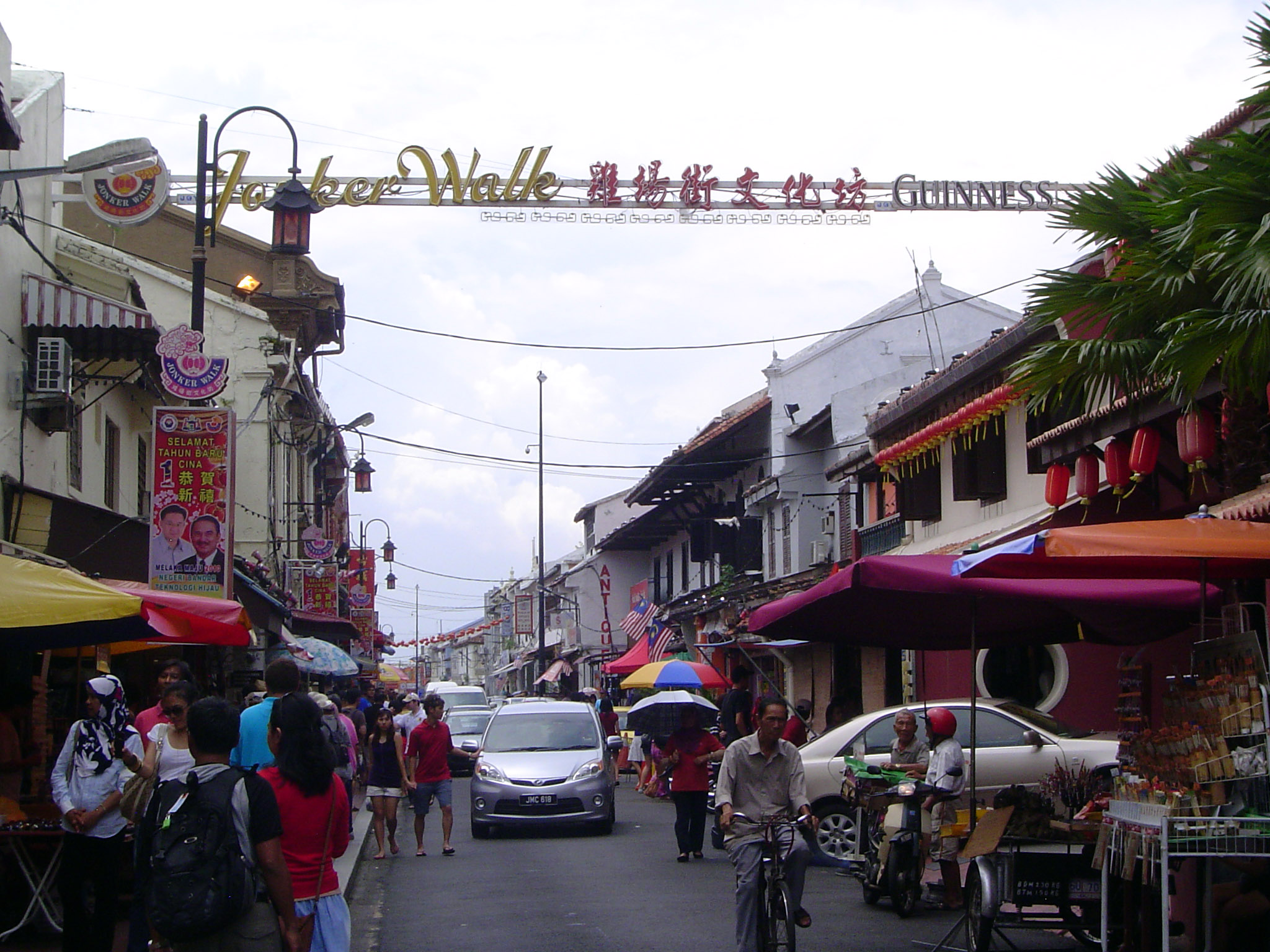 To think that only 15 years earlier these streets were next to deserted. The antique shops were then full of treasures at bargain prices.