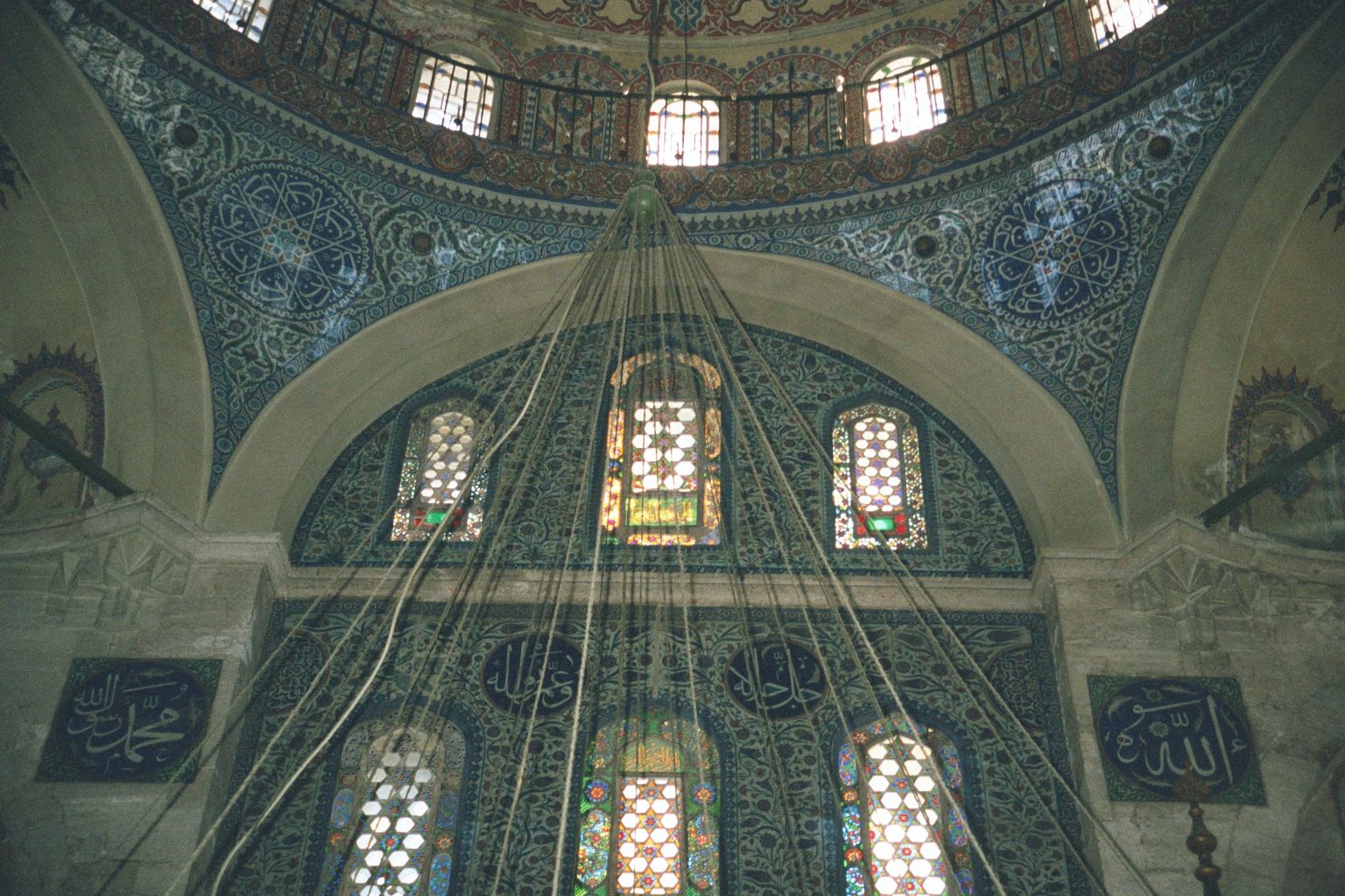 And here, one of those magic moments. It's the Sokullu Mehmet Pasha mosque, built in 1571 by Sinan, the same architect who built the much gr