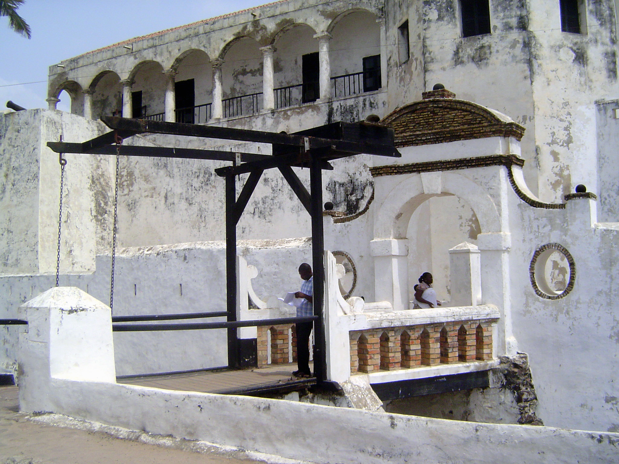Entrance to the castle.