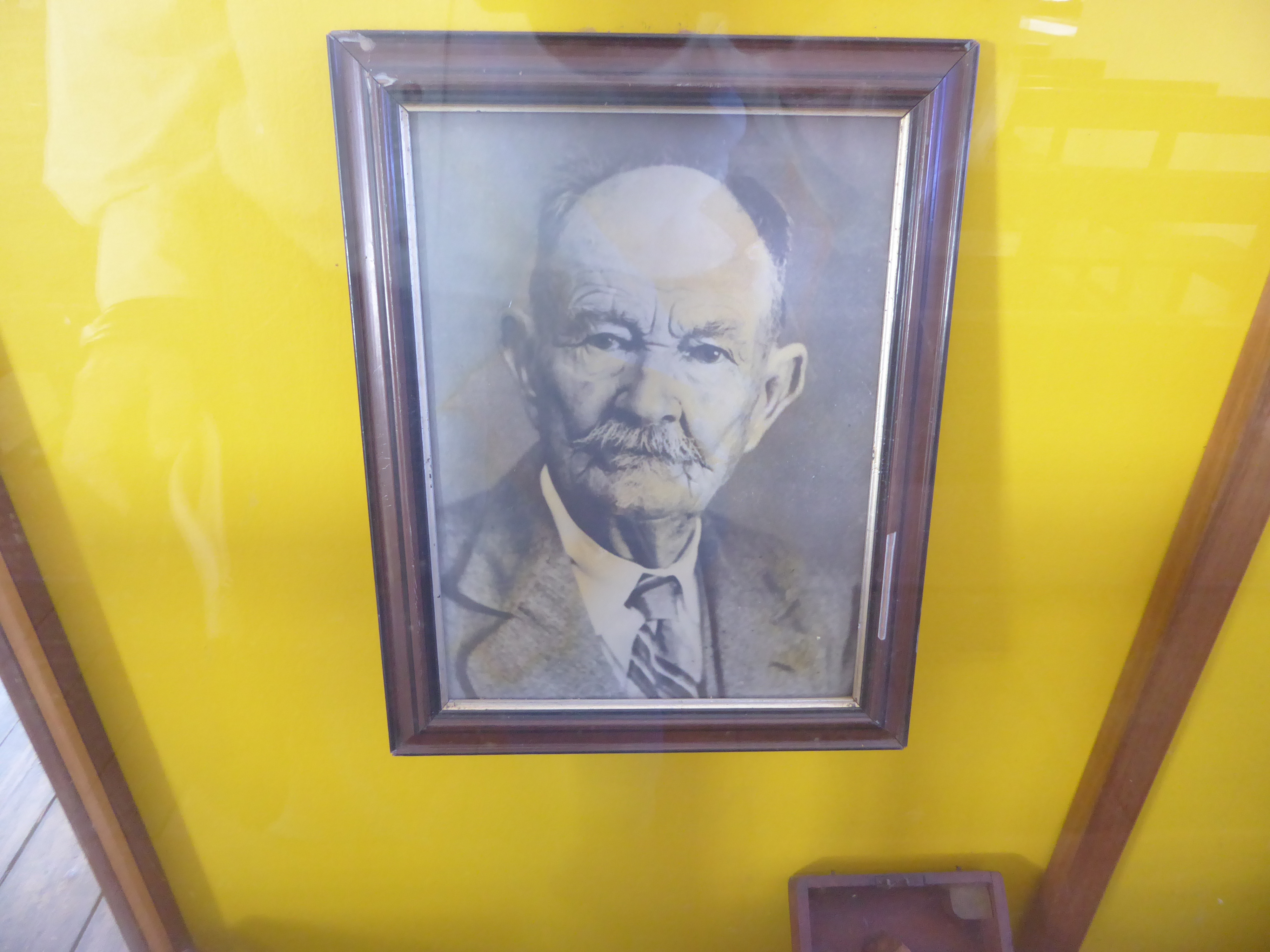 The dam's builder was "Japie" Lutz, trained in Germany as a missionary but later attending a craft school and working as a cabinet maker. Ag