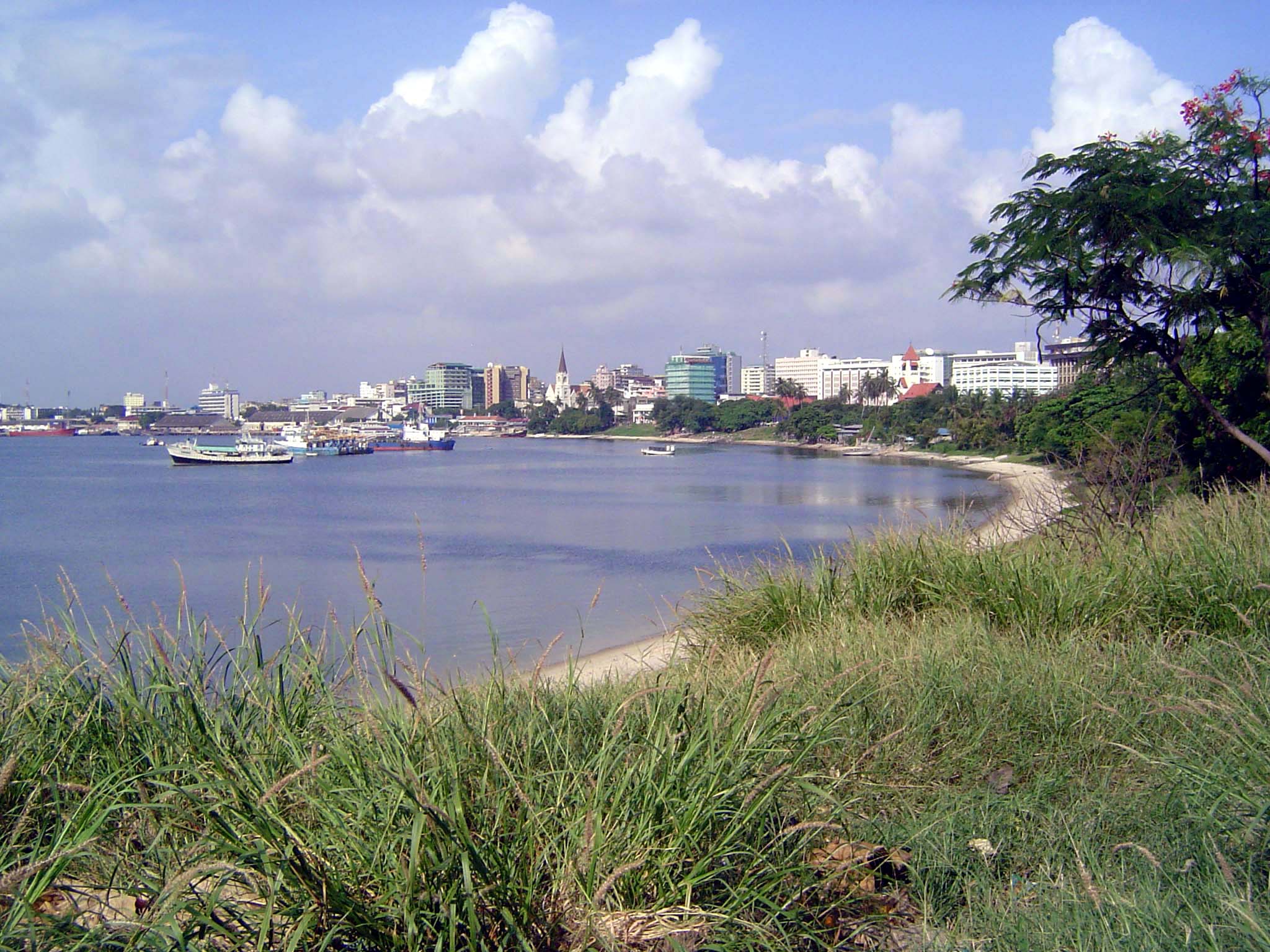 An anchorage was developed approximately where the ships here are at anchor, which is to say between the two churches visible in this pictur