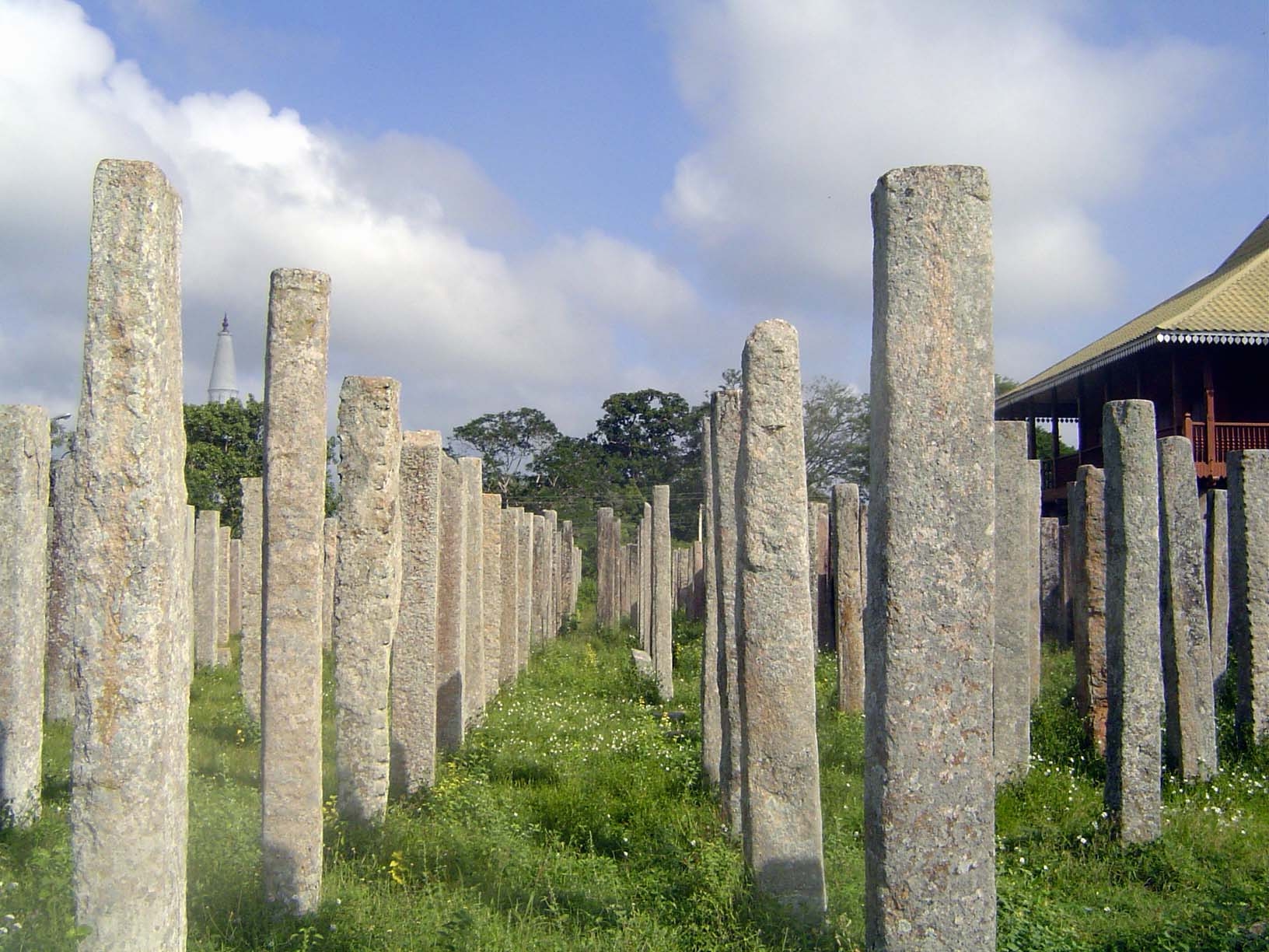 Nearby are the ruins of the Lovamahapaya or the brazen palace, a monastery with a thousand rooms. It, too, was built by Dutthagamini.