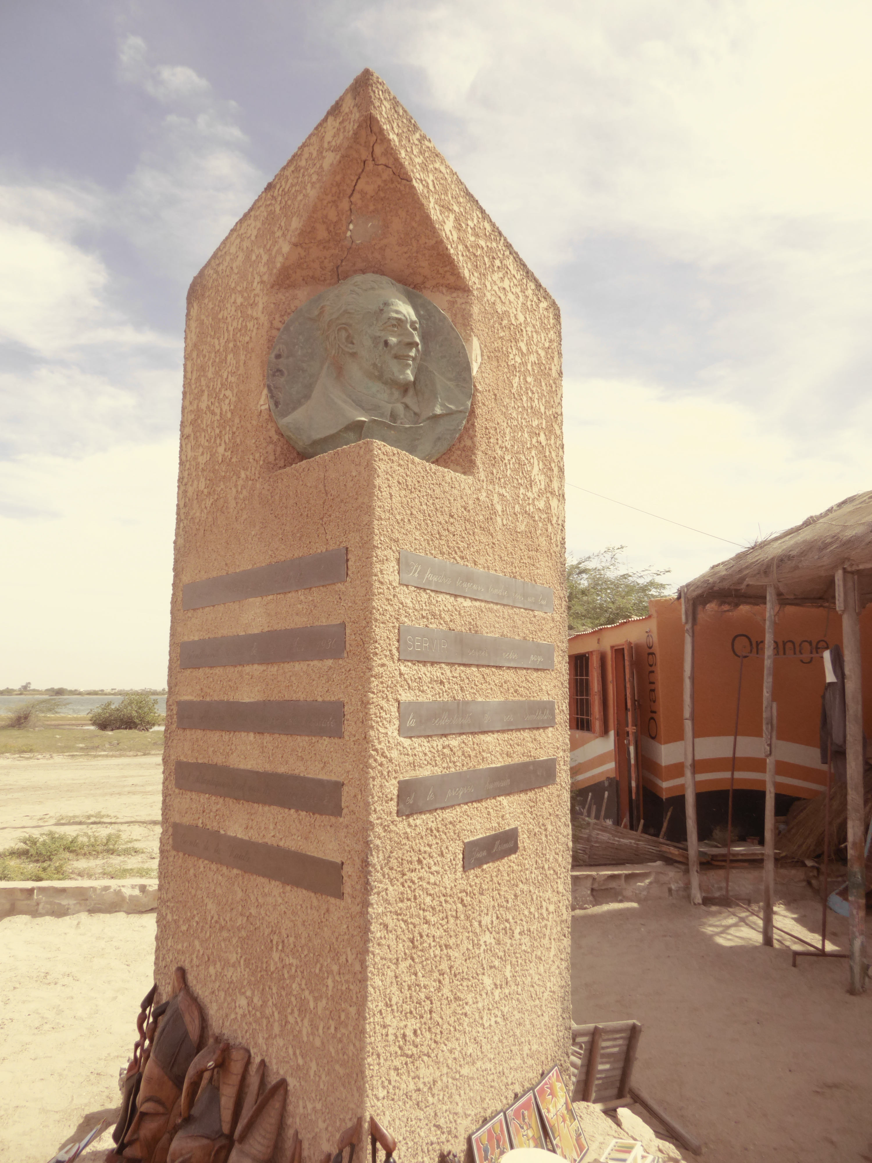 That's why there's a monument here to Jean Mermoz, the general inspector of Air France, who was lost at sea in 1936 on a flight heading west