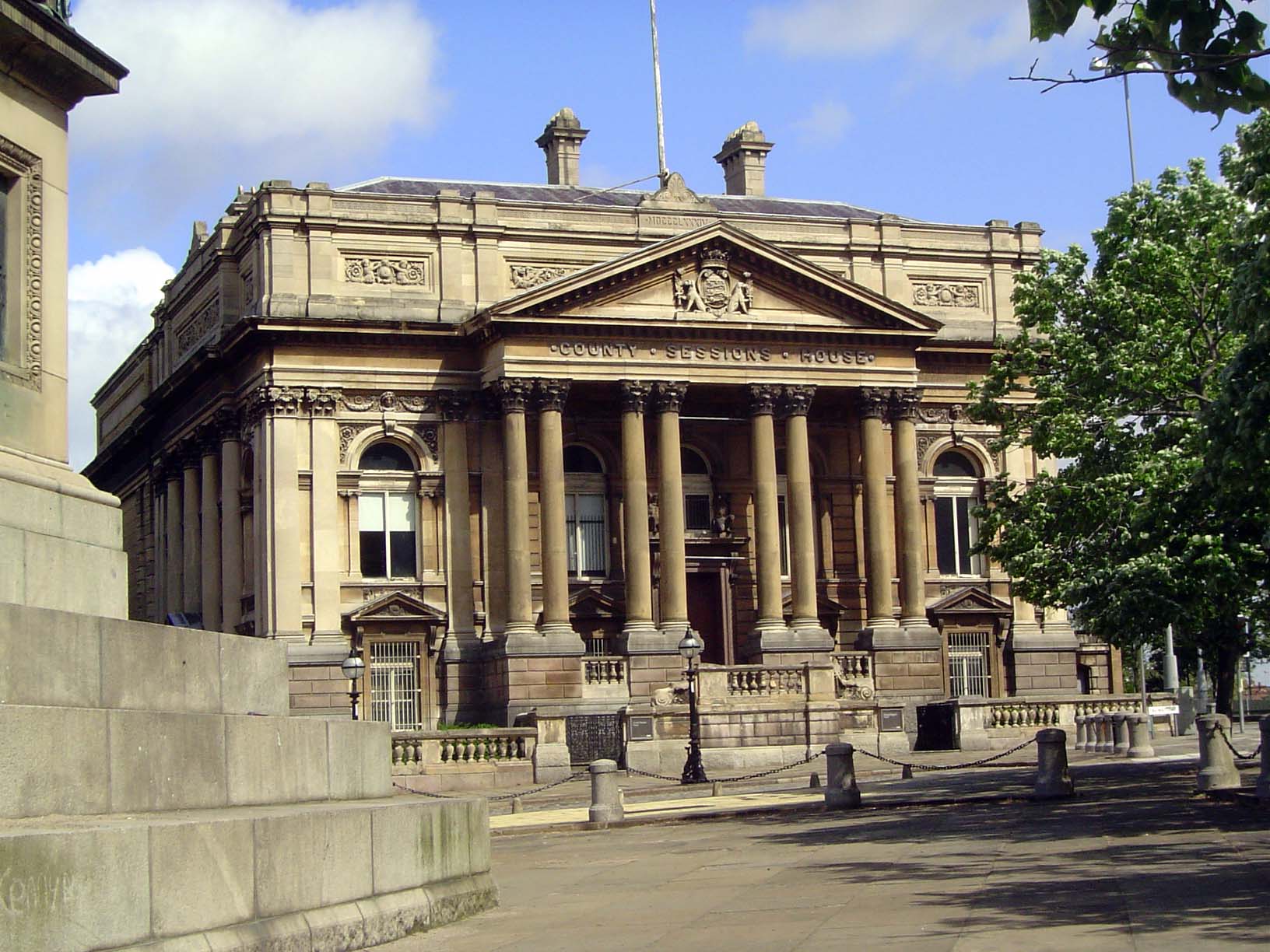 Flanking the library, the County Sessions courthouse.