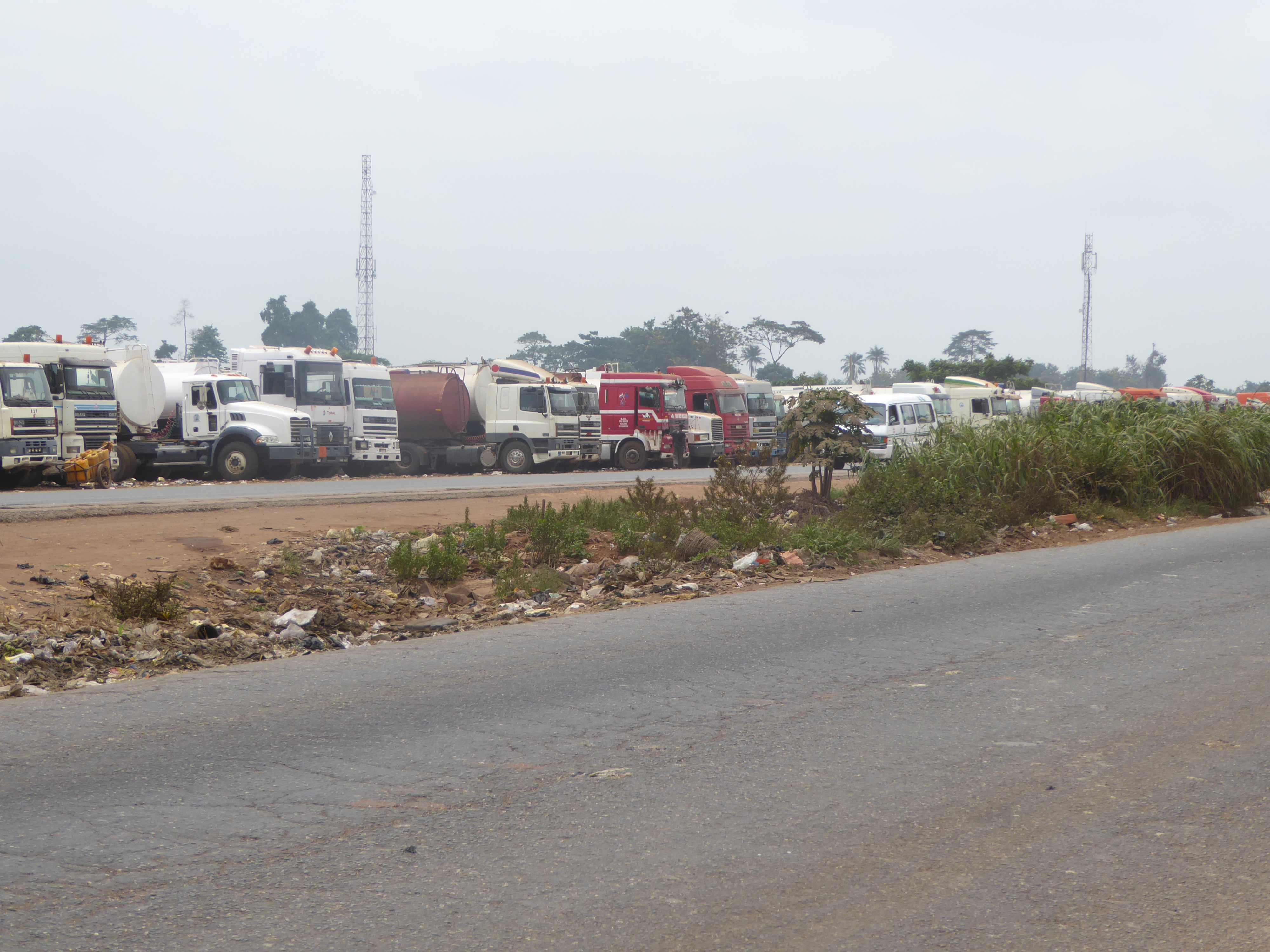 Look at that! The trucks have politely stepped aside.