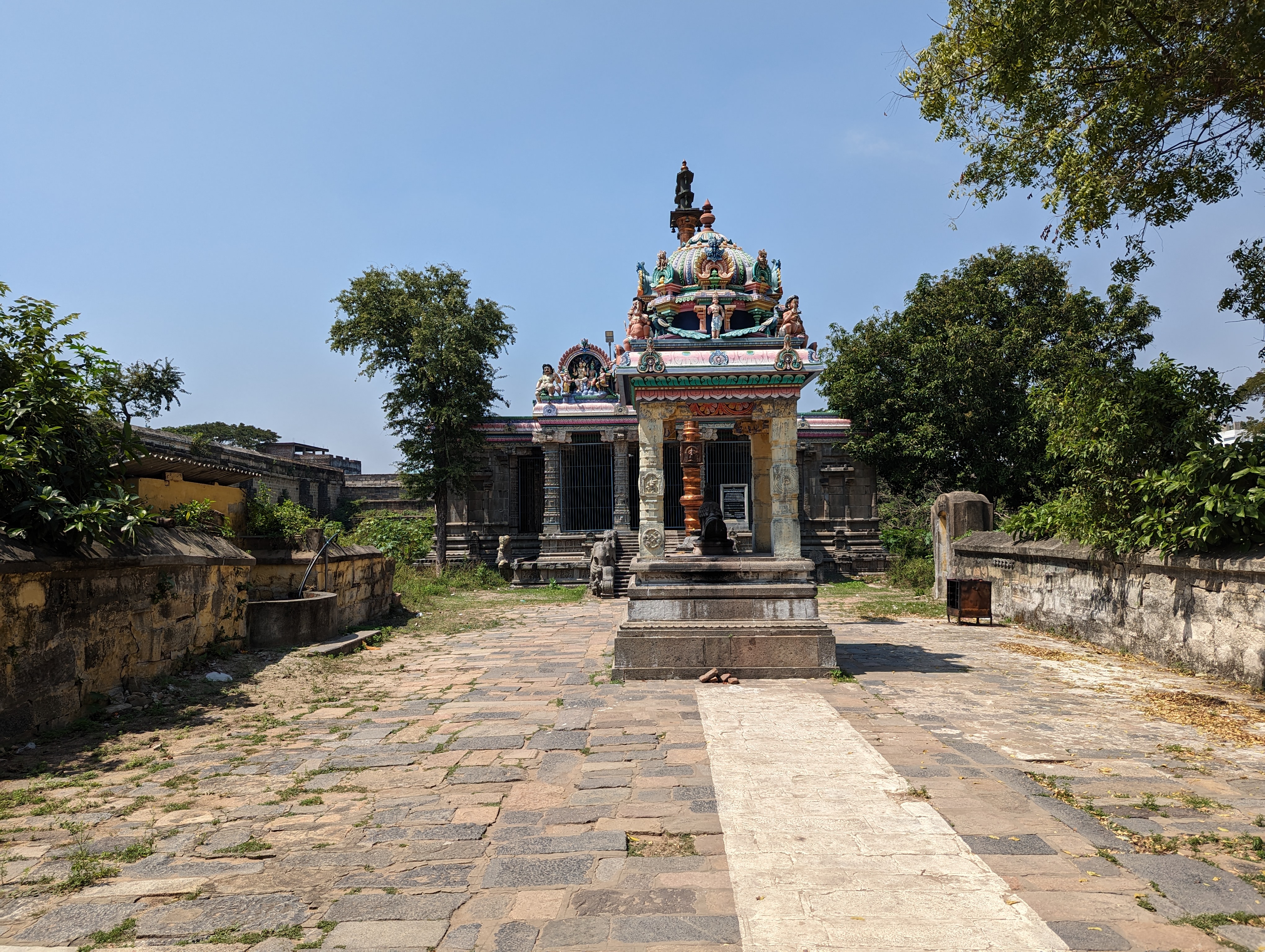 Wish I could look around the Subrahmanya Temple, but it's fenced off and apparently abandoned.