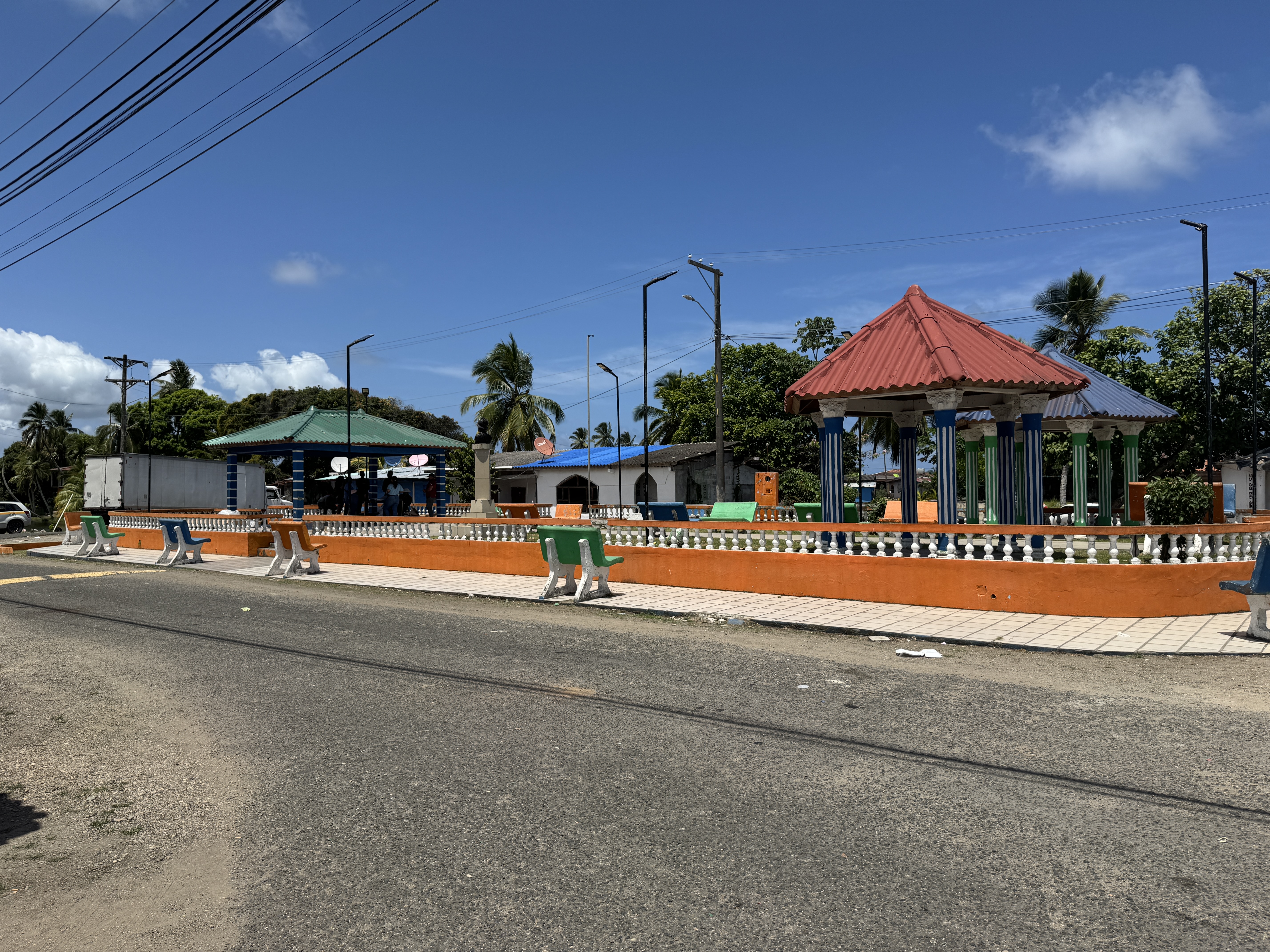 The town has few if any historical relics.  It does have a well-maintained park.
