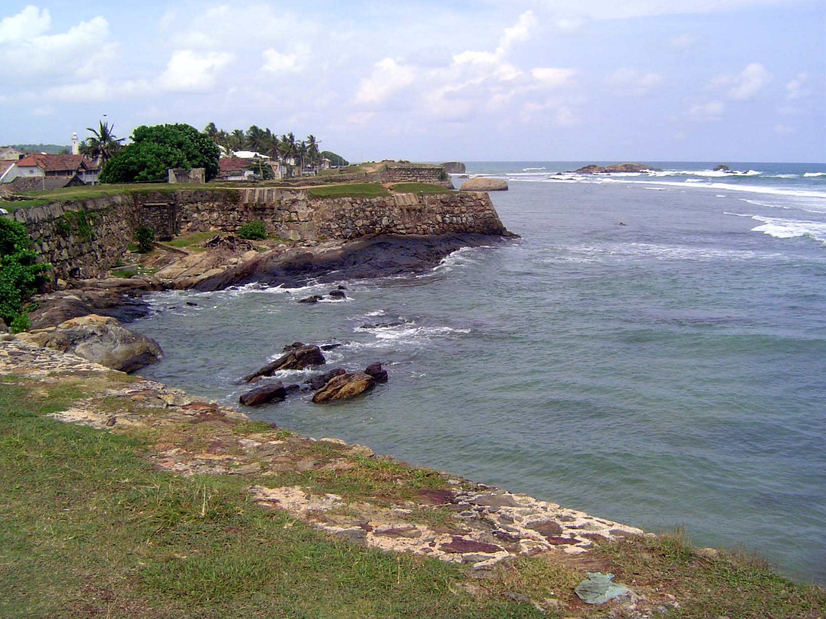 That's why the waves lapping against the fortress are considerably gentler than you'd expect. The view here is from the mainland side toward