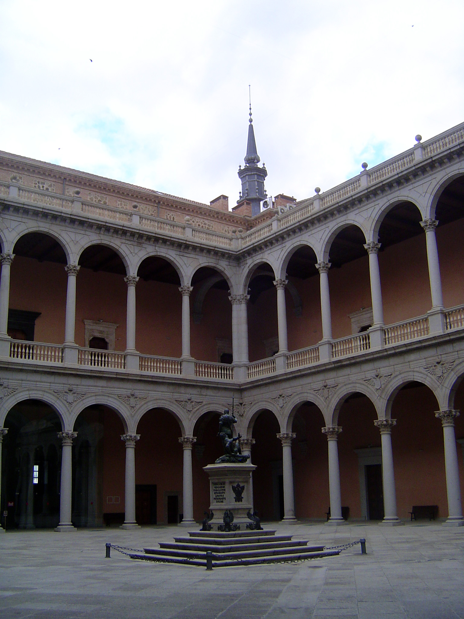 Here's the latest incarnation of the courtyard, formally correct but grim, perhaps because it serves no purpose other than to stand as a sym