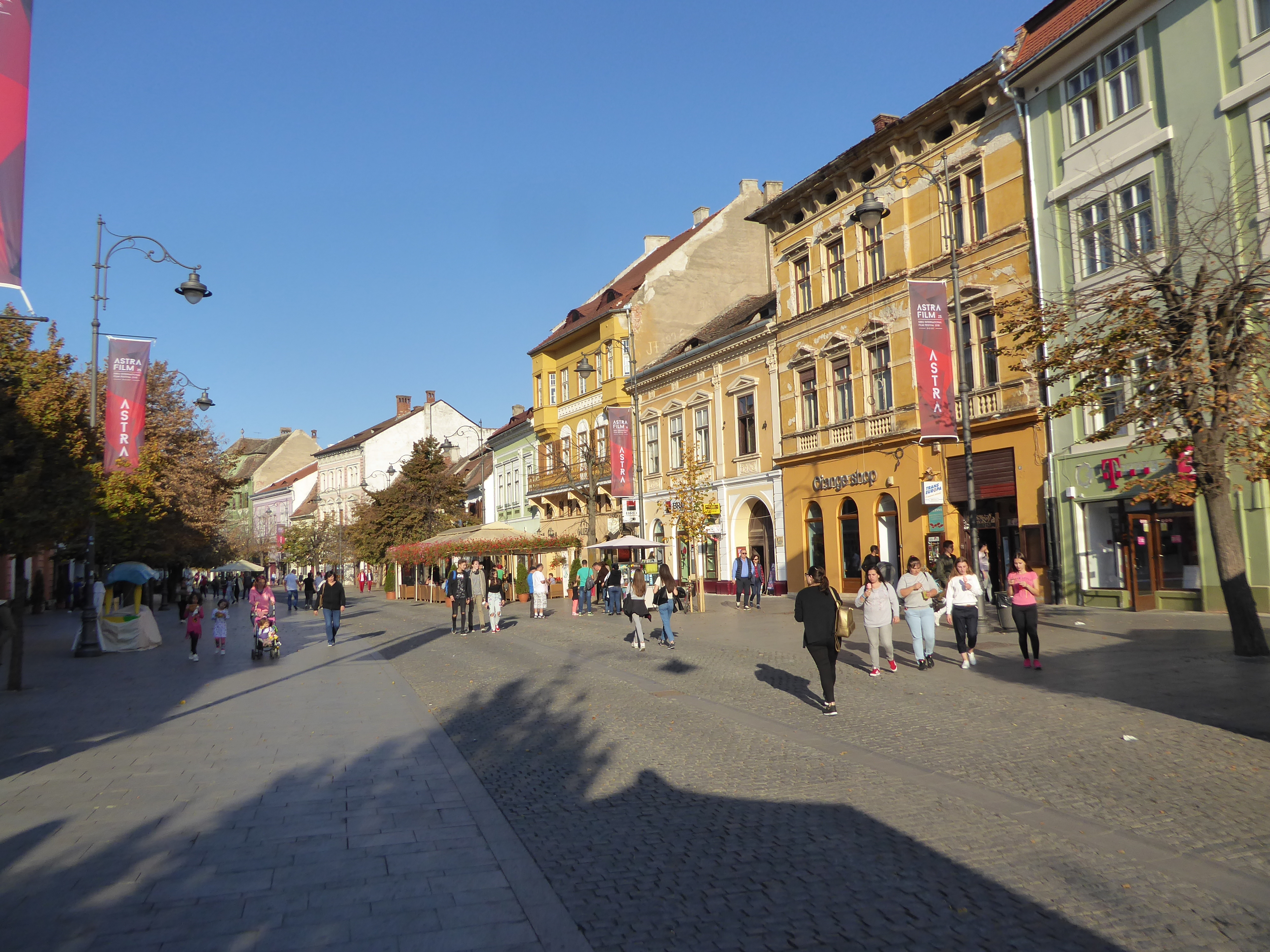 It's Nicolae Balcescu Street, formerly Regina Maria Strasse. Balcescu was a revolutionary who, on the losing side, was exiled in 1848 and di