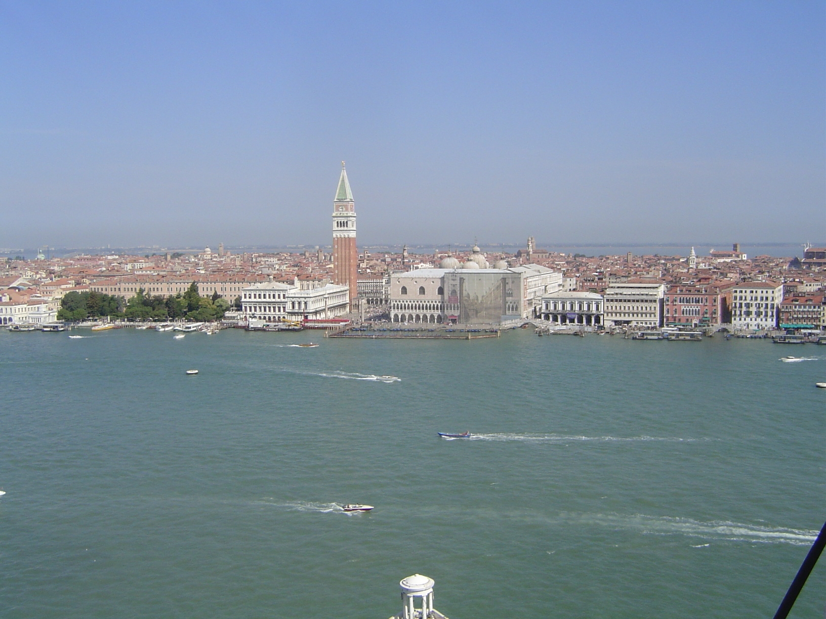 The gardens are on the left now, with the Sansovino Library fronting the piazzetta.