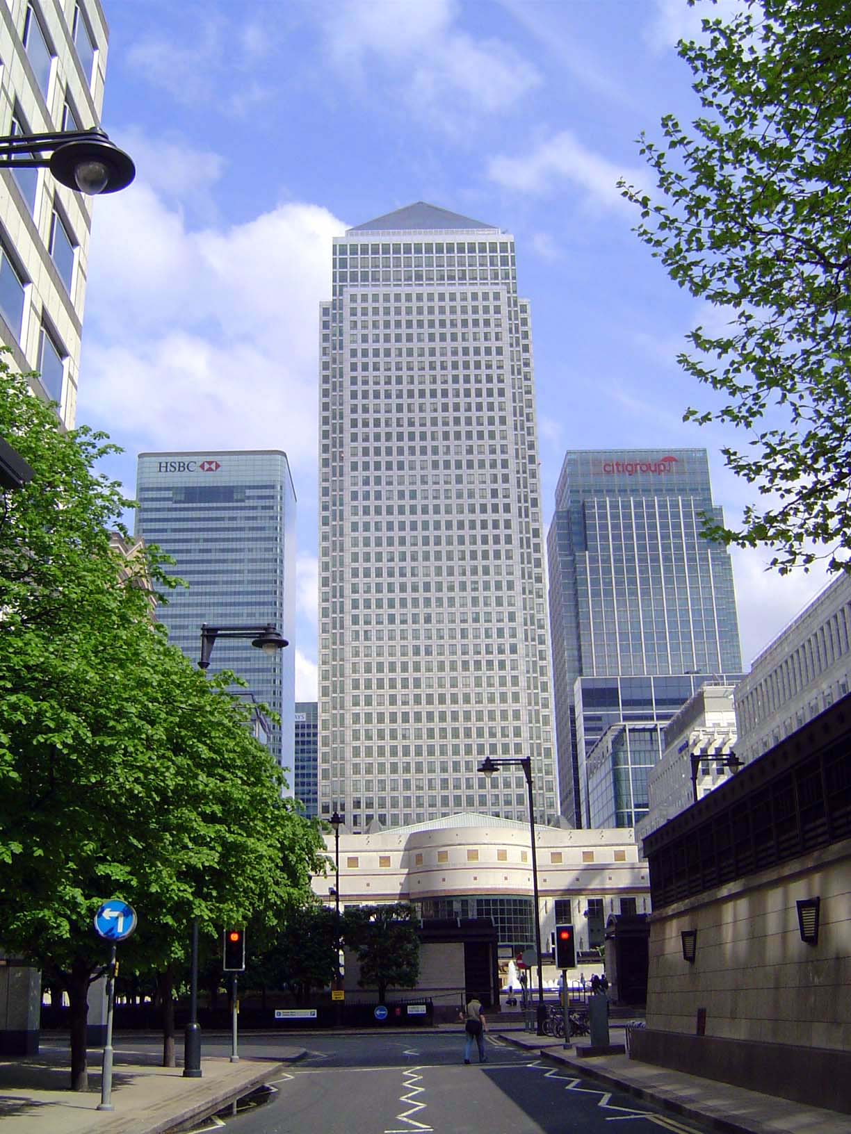 The High and the Mighty: One Canada Place, flanked by HSBC and Citigroup.