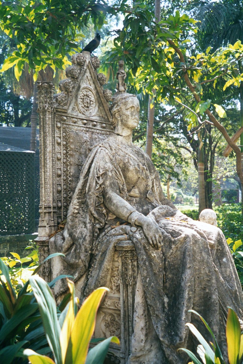 The same statue—20 years 2002 later.