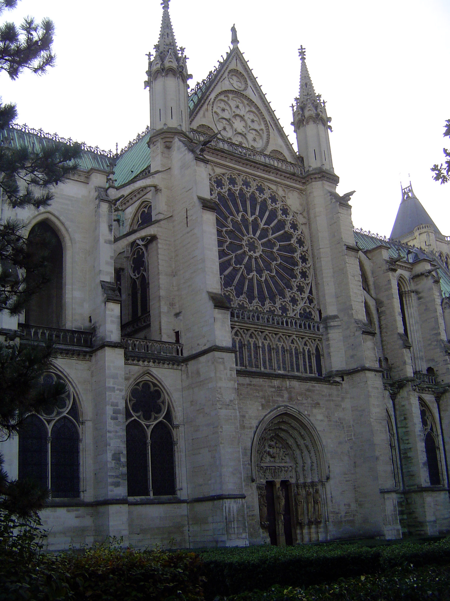The somewhat simpler north or cloister portal.