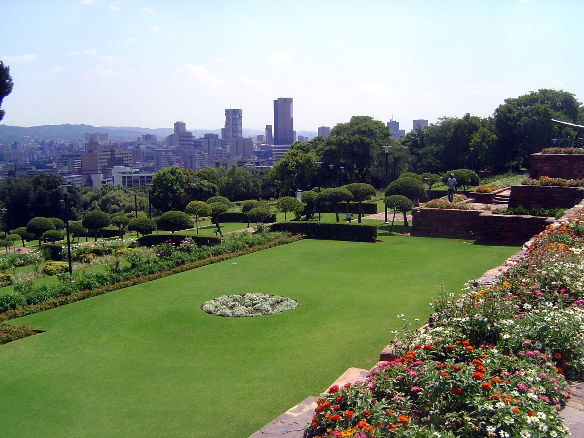 We've withdrawn a mile to the east where we overlook the immaculate gardens of the Union Buildings, built after the Boer War as the administ