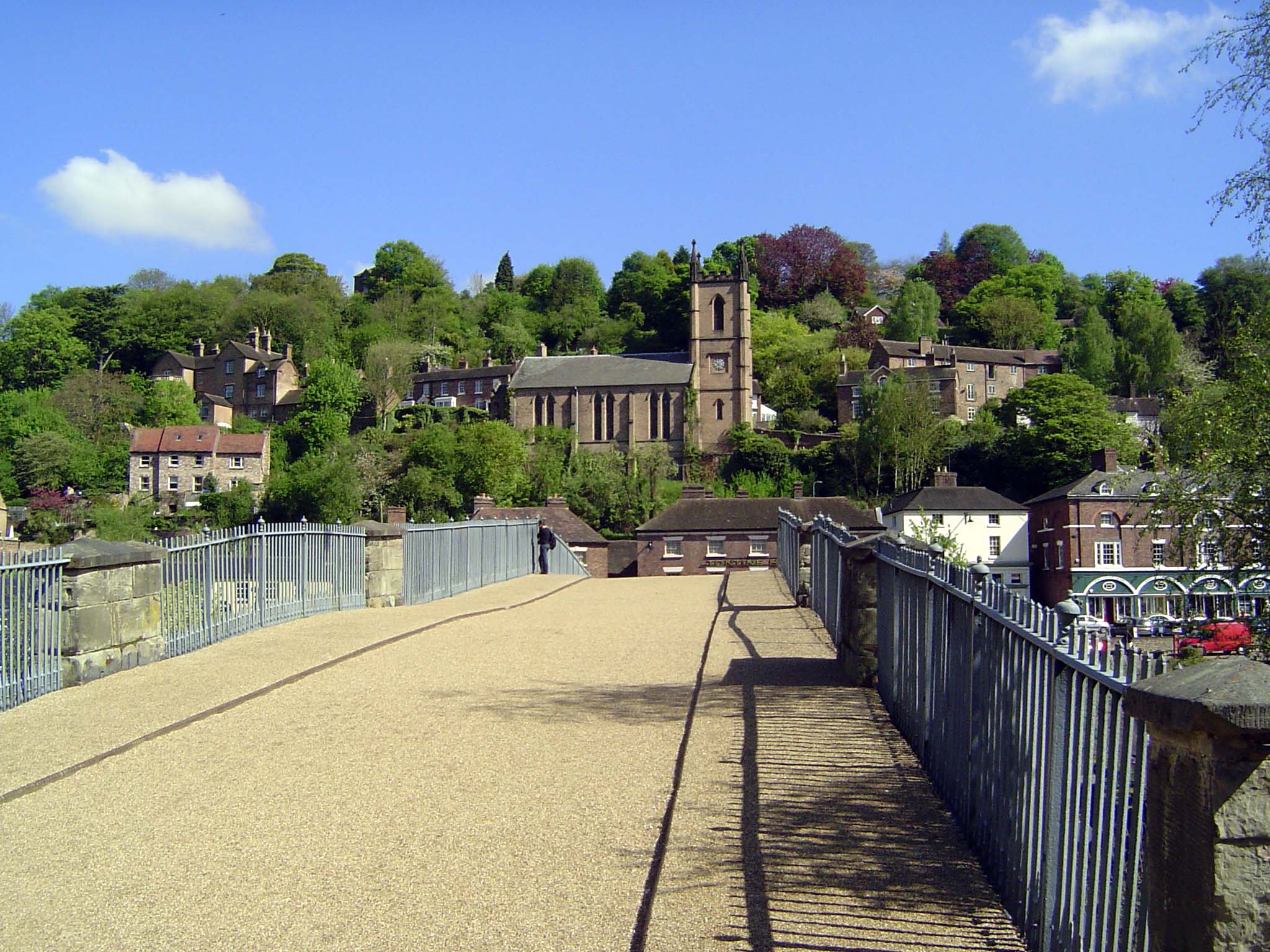 The bridge, originally decked with iron plates covered with clay and slag, closed to traffic in 1934. In 1999 the plates were replaced with
