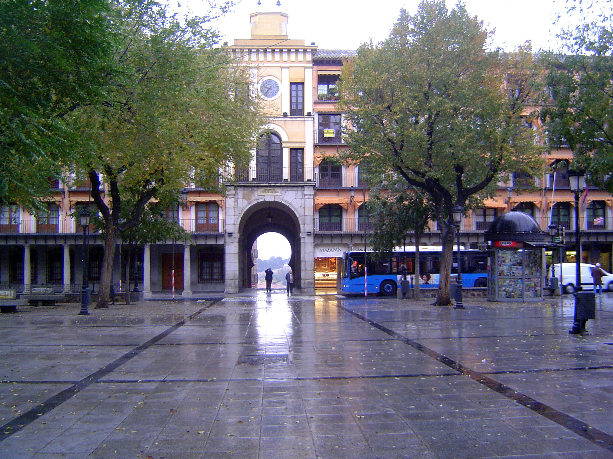 Toledo has a commercial side, of course, and it is centered on the Plaza de Zocodover, near the Alcázar. The Mudéjar tradition lingers in th