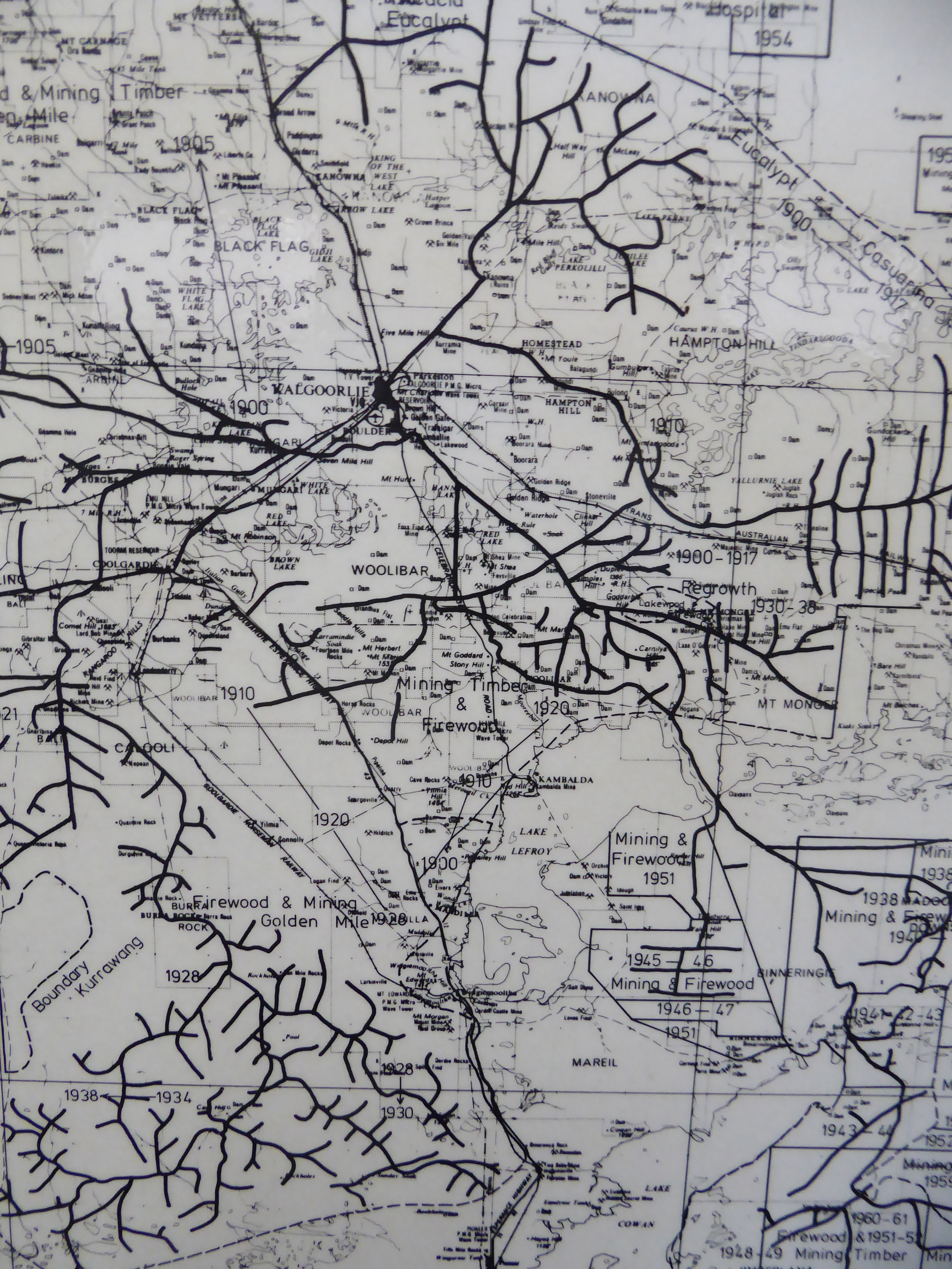 You can see Kalgoorlie in the center and Boulder just beneath it. We're heading southwest 20 miles to Coolgardie, a mining boomtown a few ye