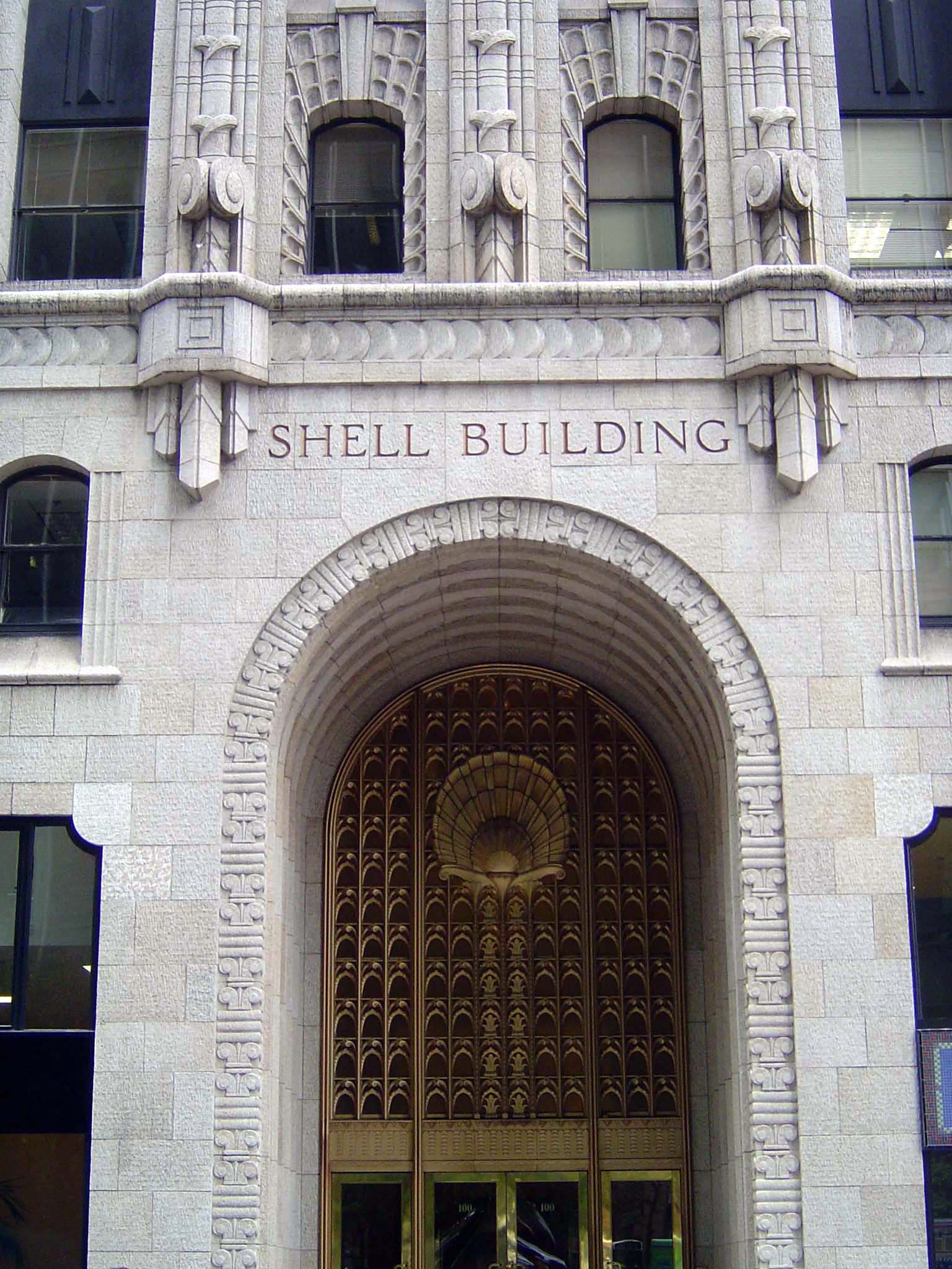 The 1929 tower of perhaps the Standard's most venerable competitor—and a company with a long history not only marketing products in Californ