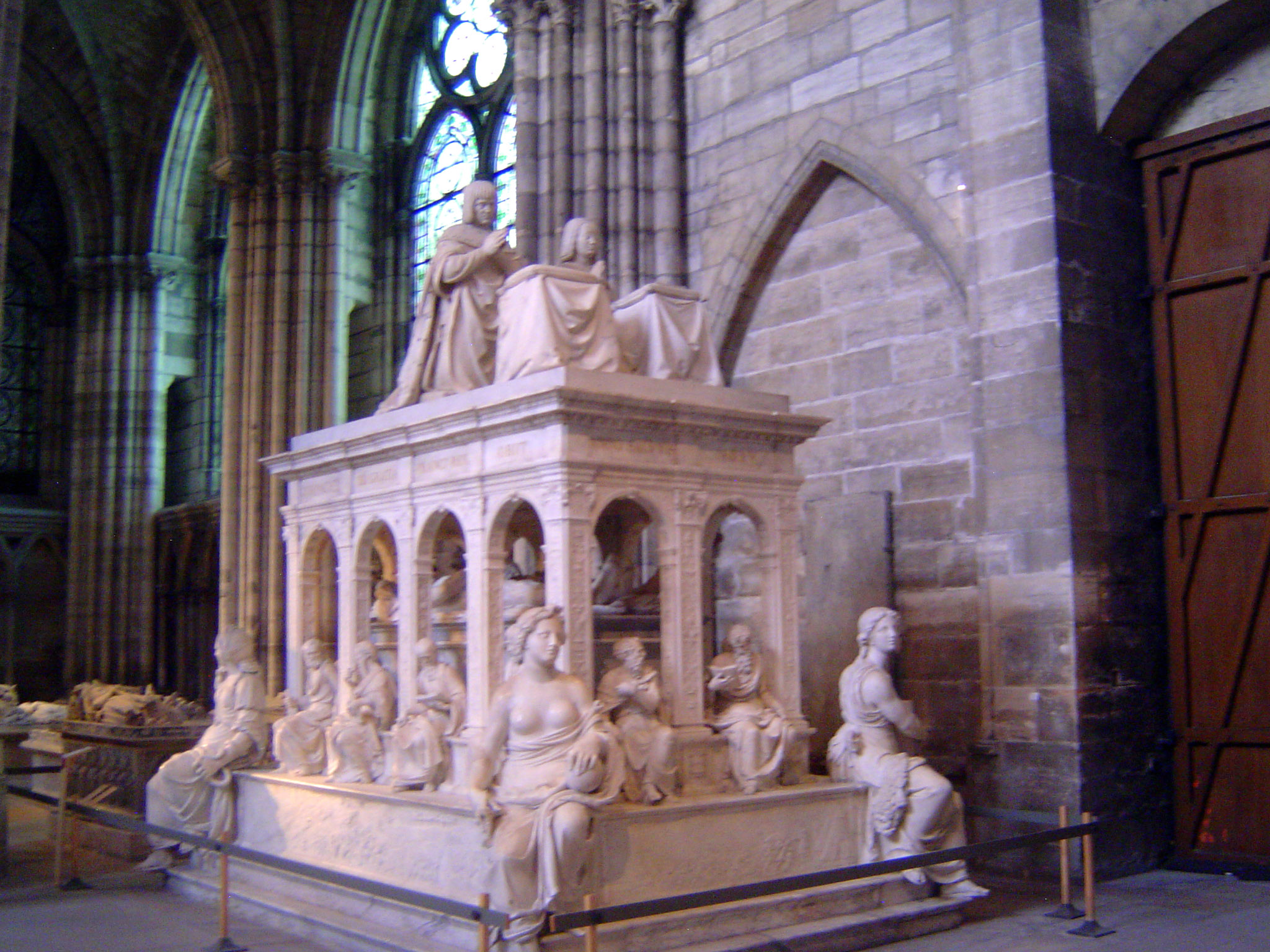 Many memorials have since been added, like this one to Louis XII and Anne of Brittany, who both died about 1515.