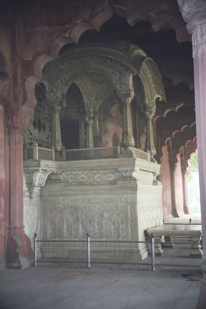 The emperor's throne—the "seat of the Shadow of God"—was placed at the center of the building's one wall, and both Shah Jahan and Jahangir a