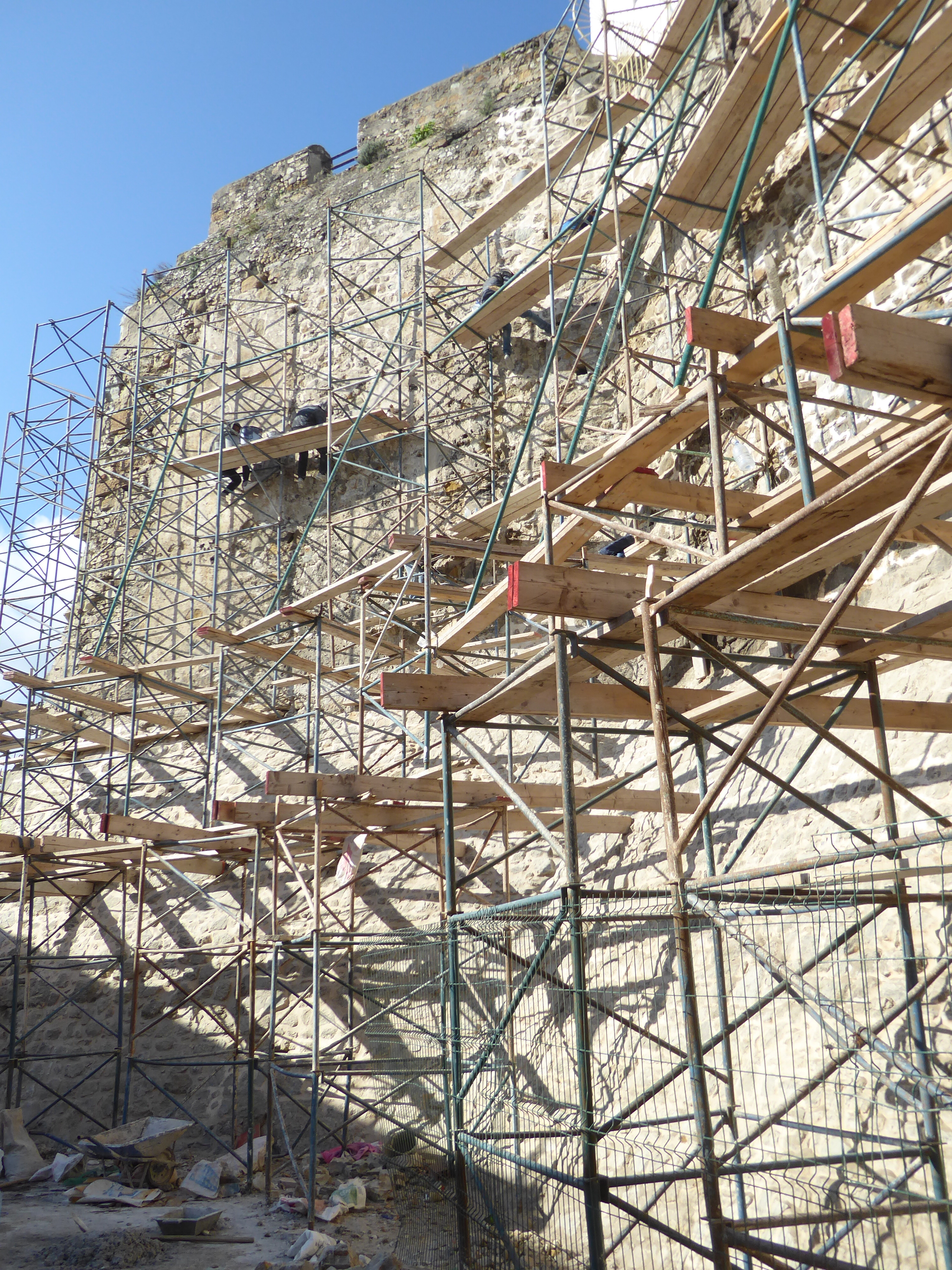 How do you suppose they climbed up there? Think they have worker's comp?