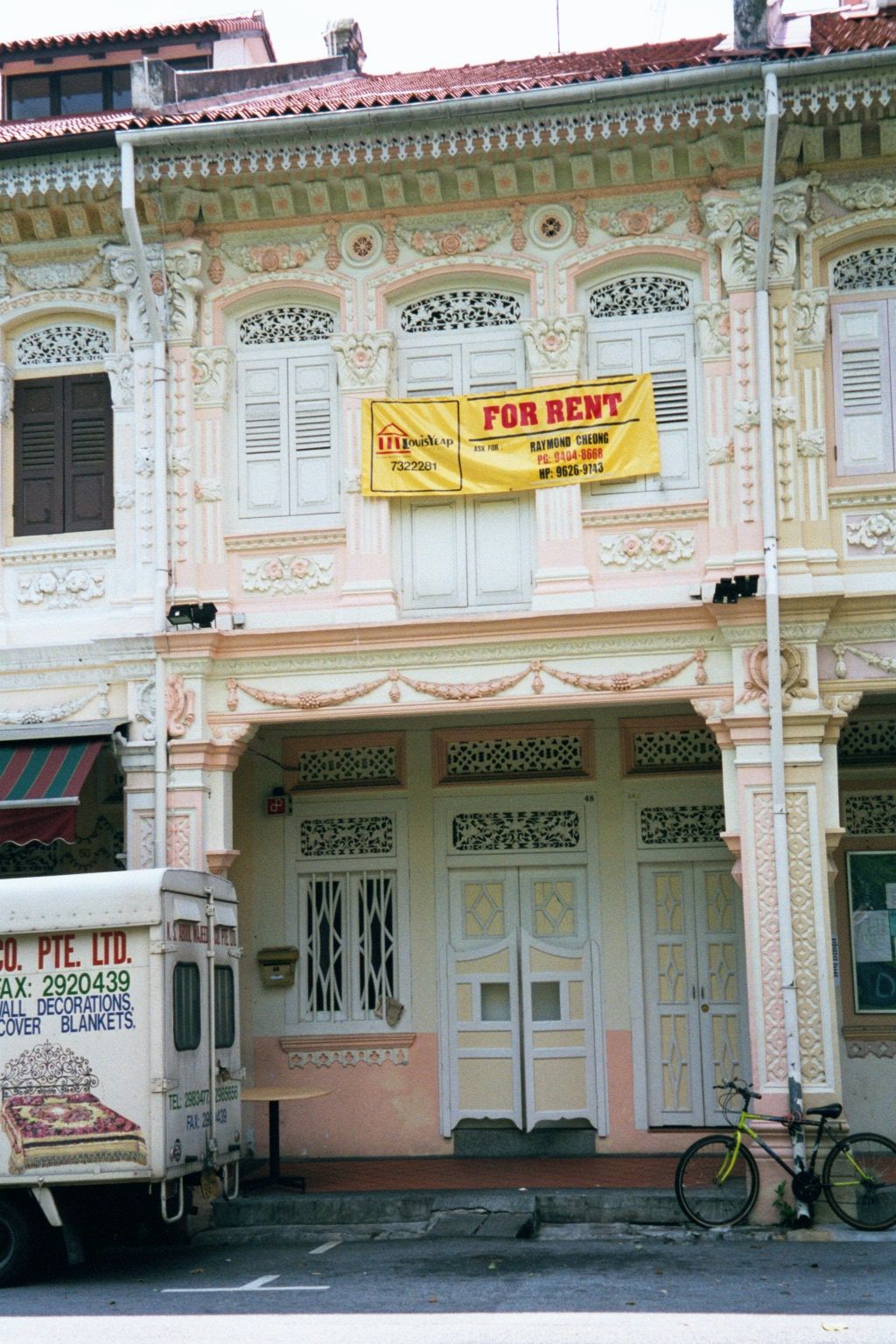 Plumbing, wiring, A/C, modern communications, paint: ready to go on the market.