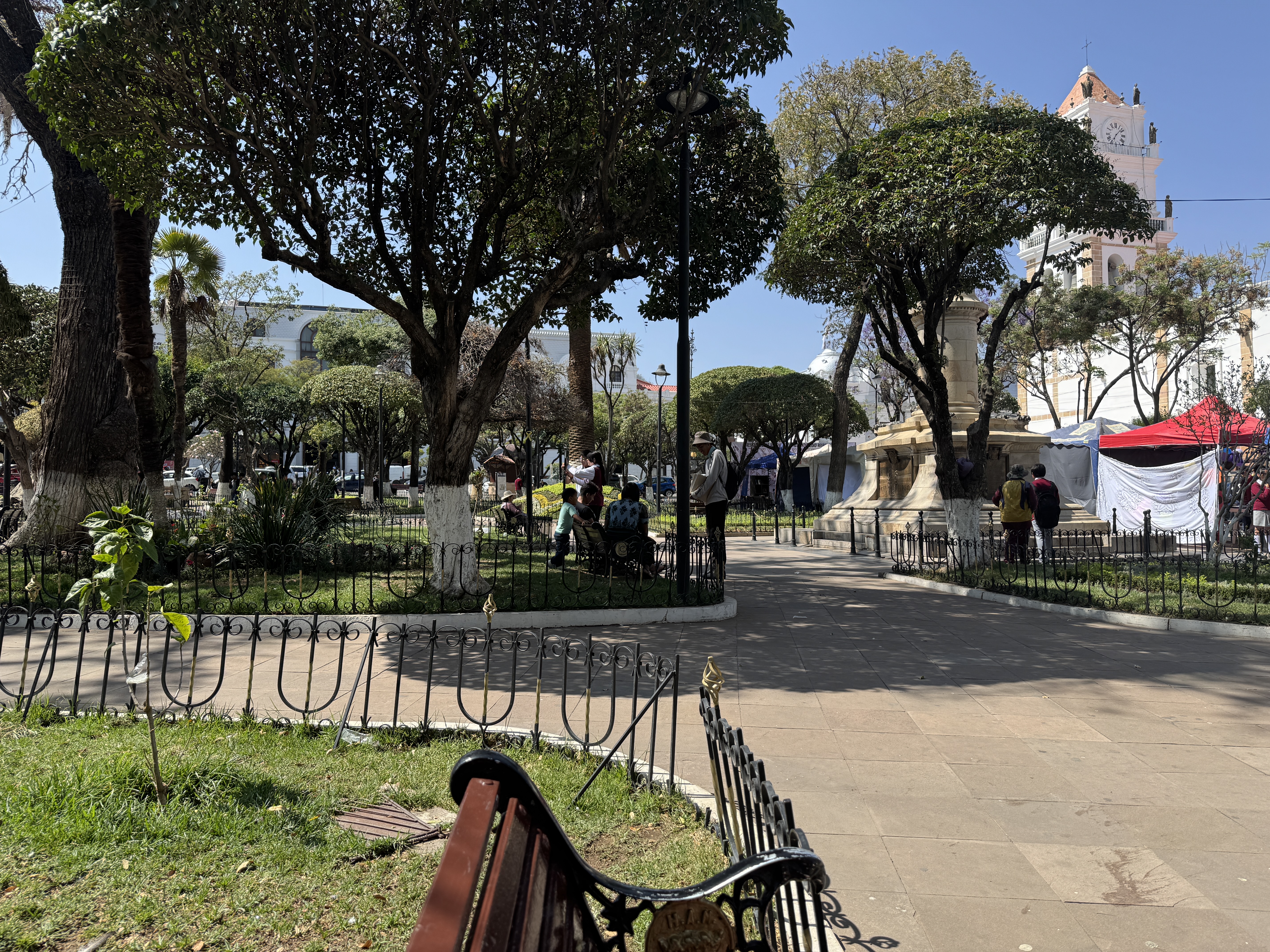 As in Riberalta: there's nothing quite as inviting as a bench.  You just have to hunt to find one that's unoccupied.