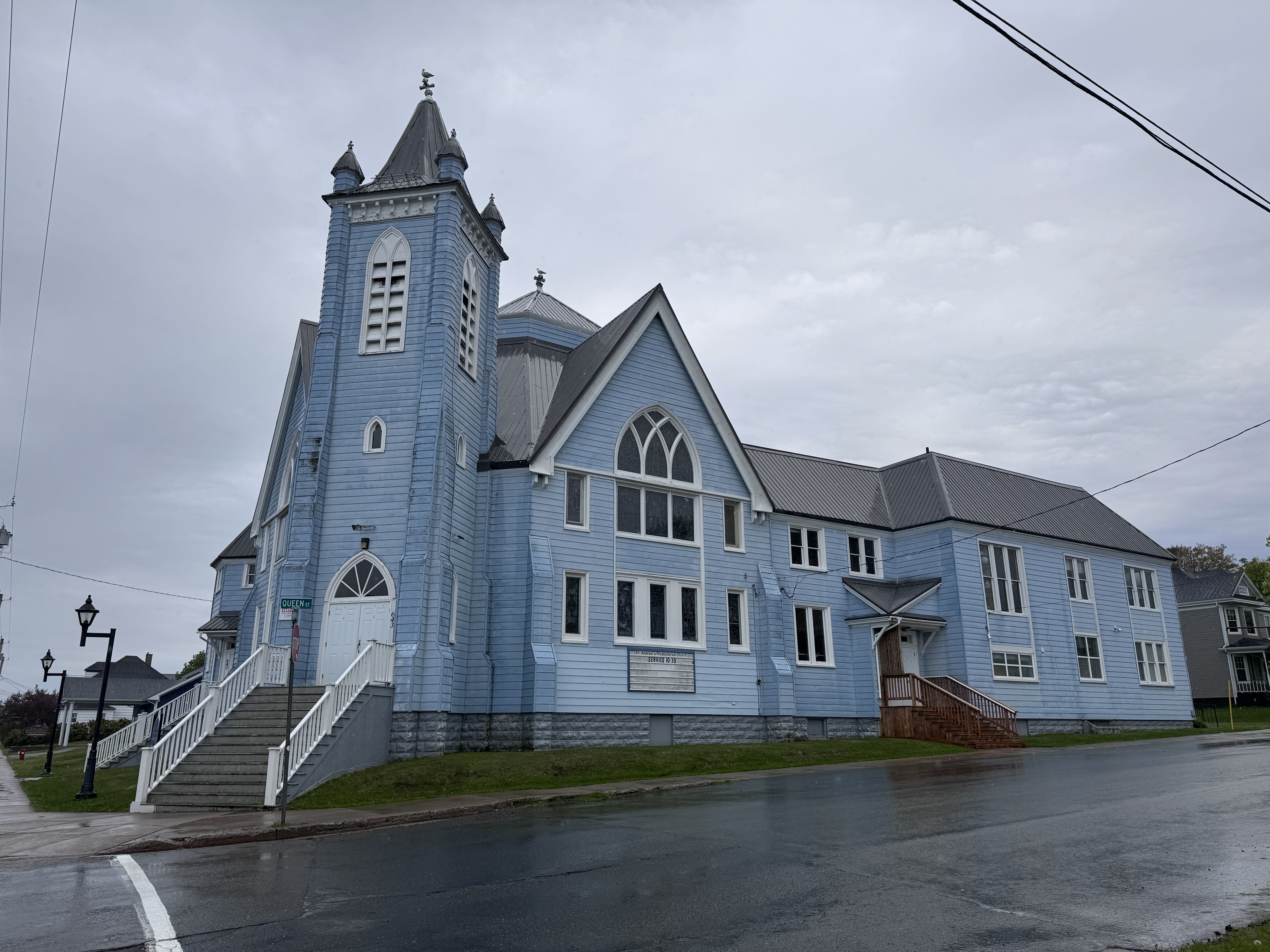 Its other tall building, opened in 1907, was St. Andrew's Presbyterian.