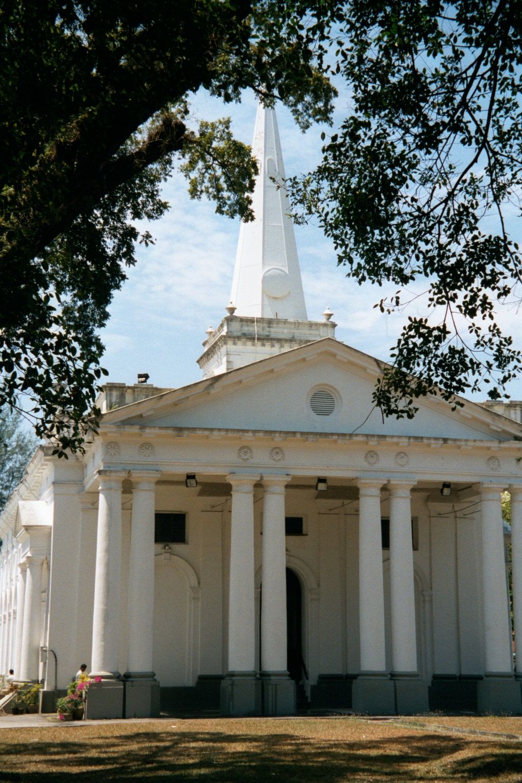 Nearby is St. George's Church, completed in 1818 and modelled on St. Andrew's Church in Madras.