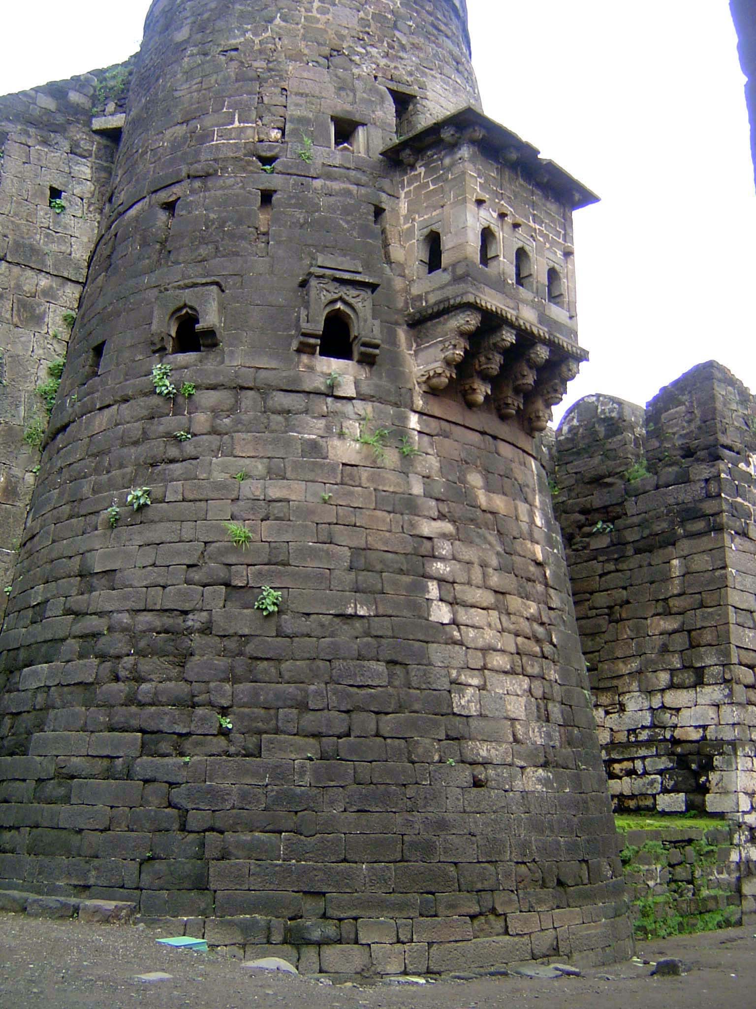 Just before the third gate, this semi-circular watch tower contained a drum house or naggar khana.