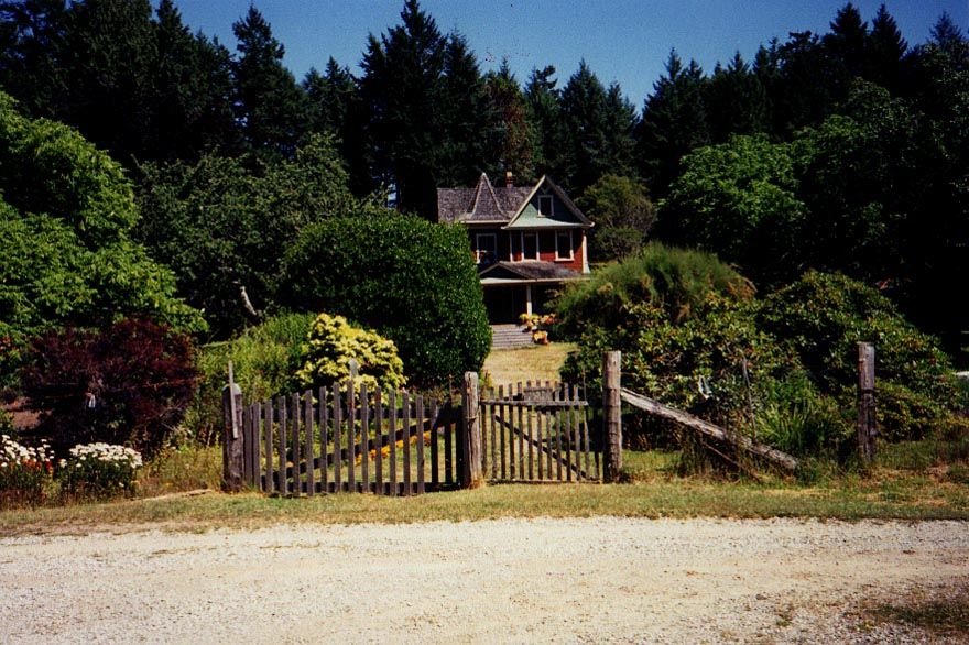 The islands of southwestern British Columbia have attracted visitors for more than a century. Many fine estates were built. Here, the house