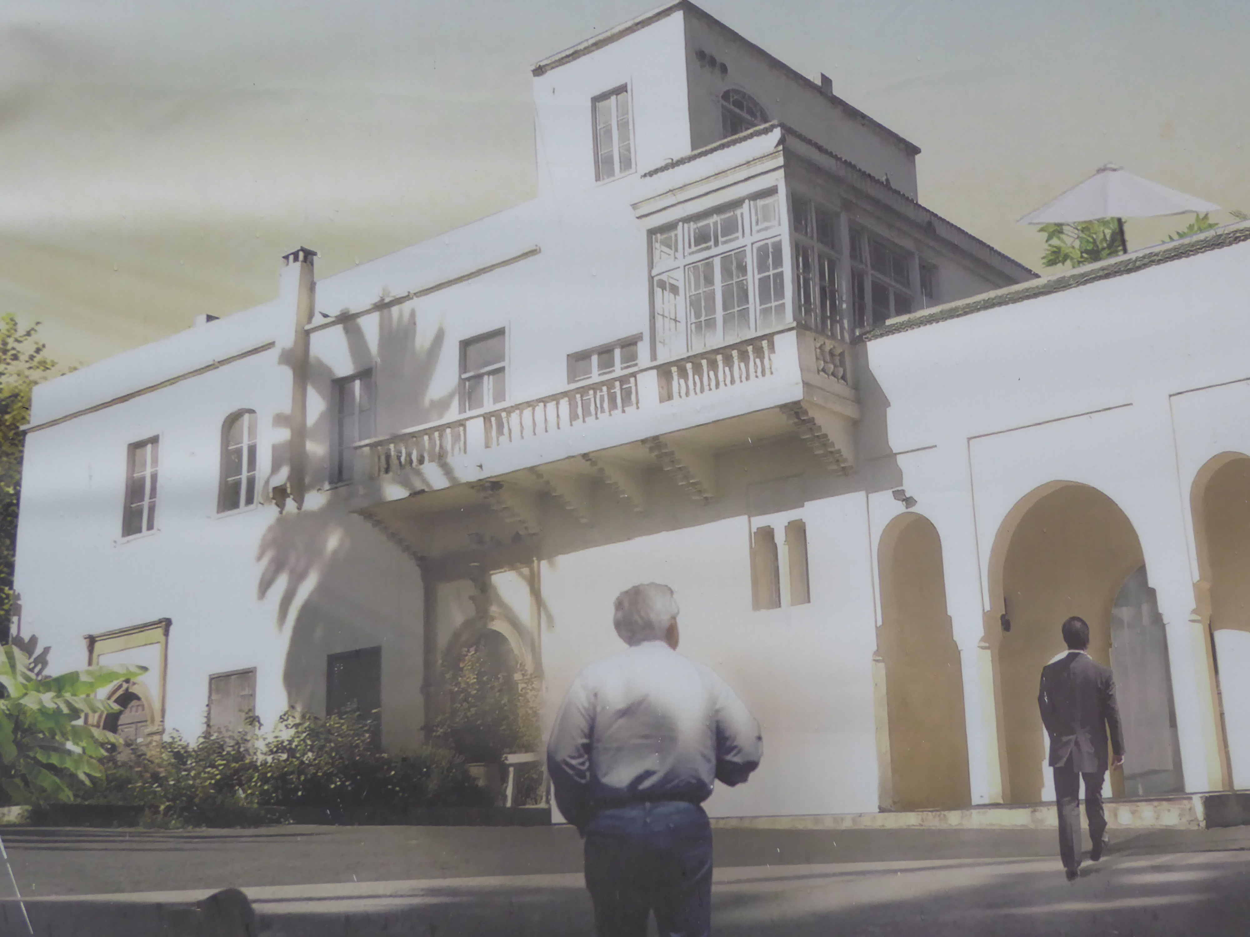 It's a 3-minute walk to Resident-General Lyautey's old residence, shown here on a signboard promising its restoration.