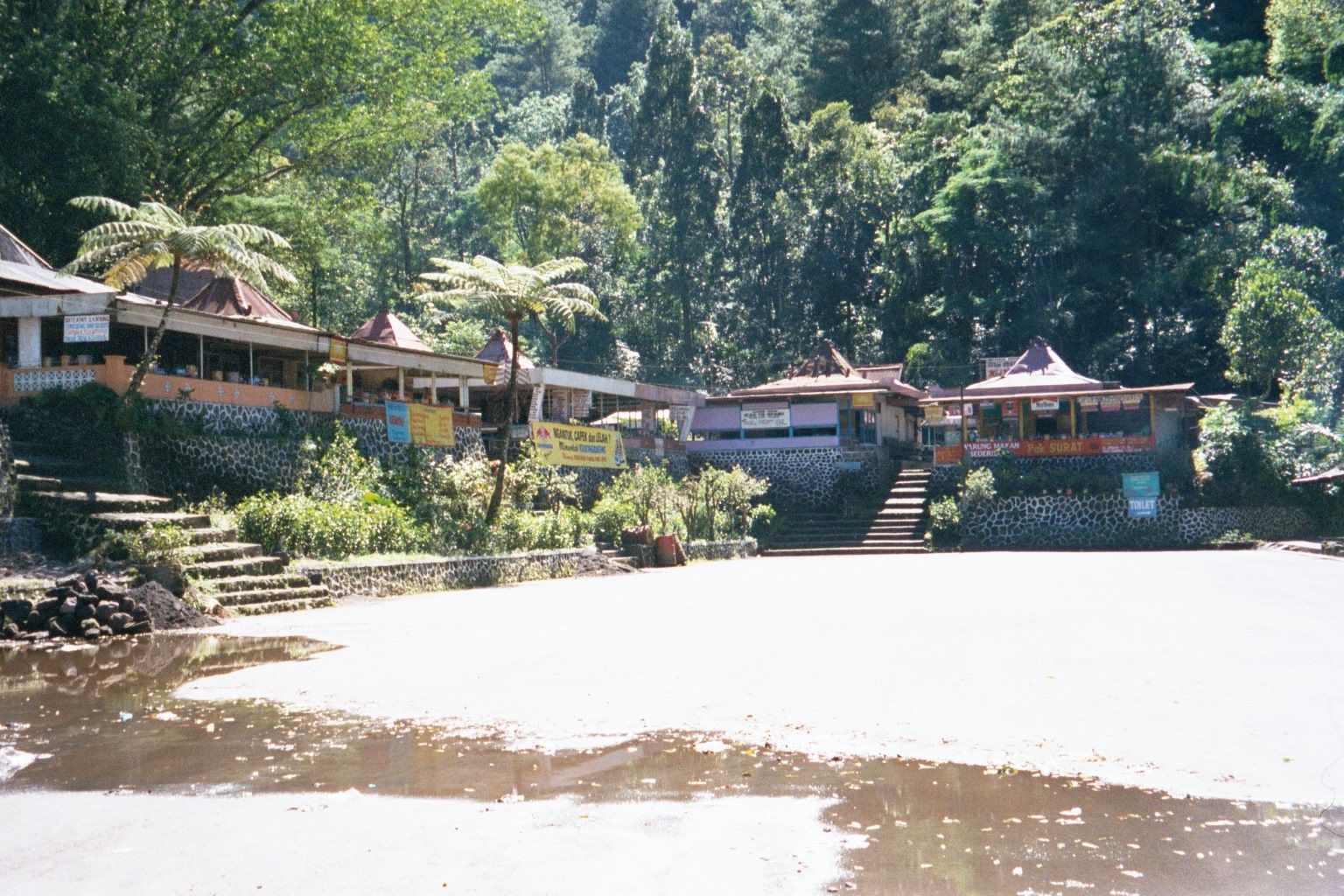 Road head at Kaliurang, a resort on the lower slopes of the mountain. It was still early-, so the parking lots and restaurants were empty.