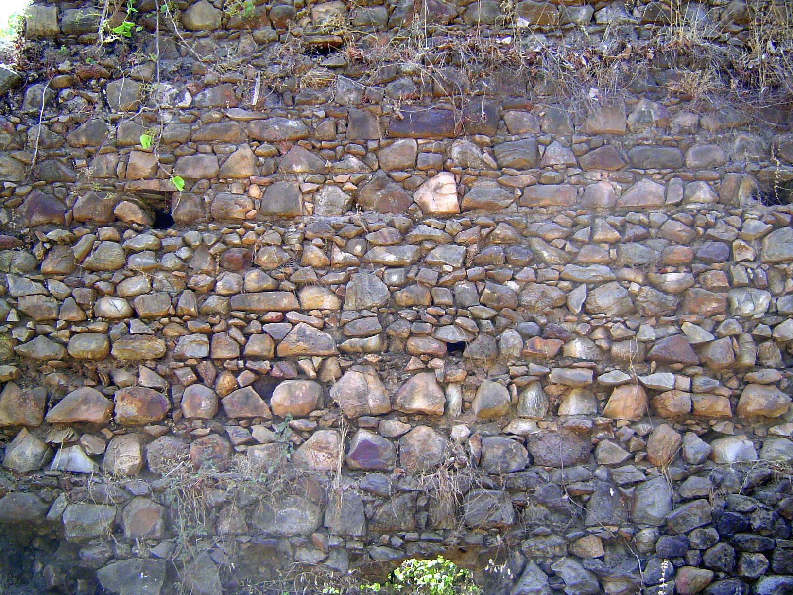 Uncut blocks are arranged in layers sorted by size.