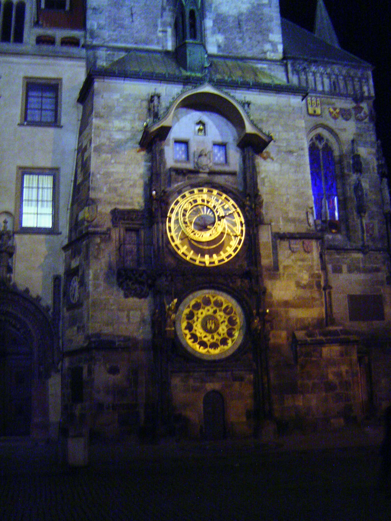 On the side of the old city hall there is a 15th century astronomical clock, showing the time, date, and more.