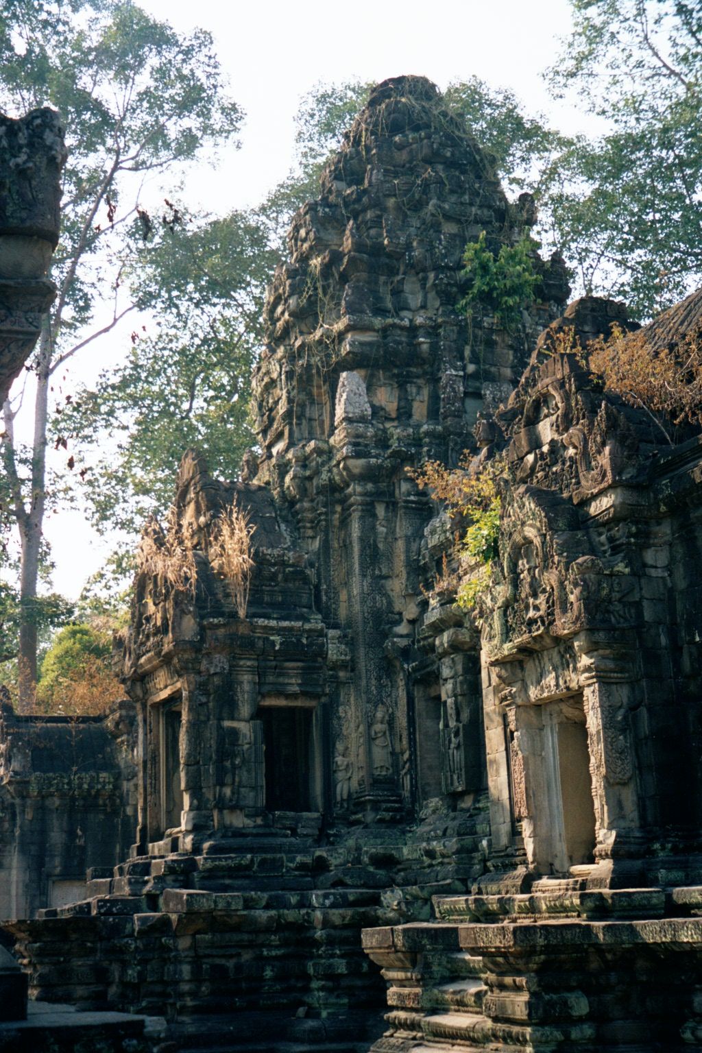 Thommanon is one of two small temples only a few hundred yards east of the Victory Gate. Both were built by Suryavarman II, the king who was