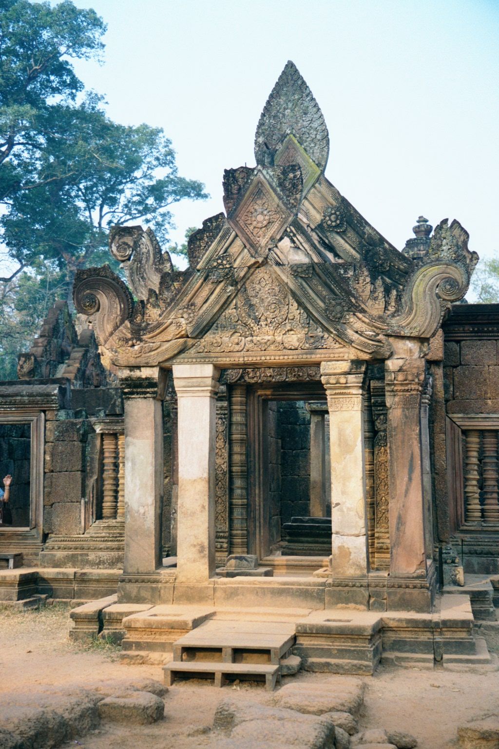 A closer look at that two-tiered entrance. The carvings are well preserved, because the stone is an unusually hard pink sandstone.