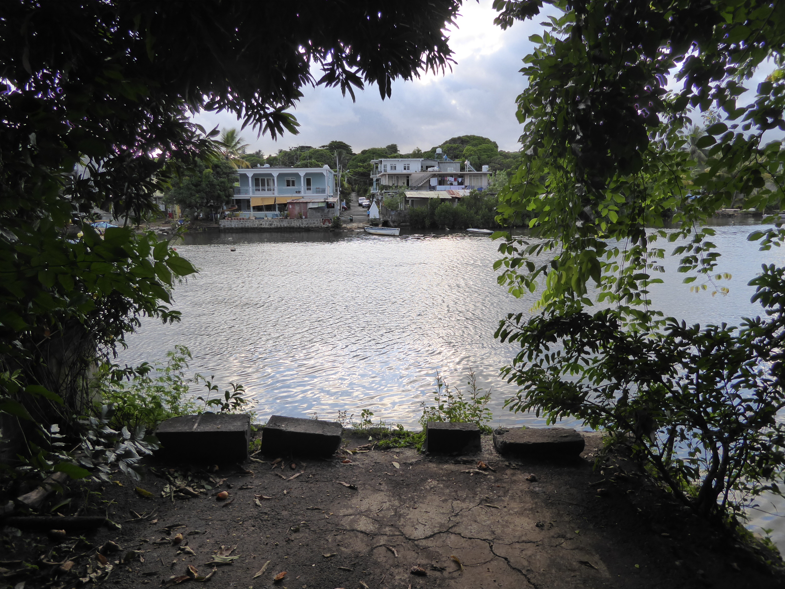 Location of the old timber bridge? Maybe.