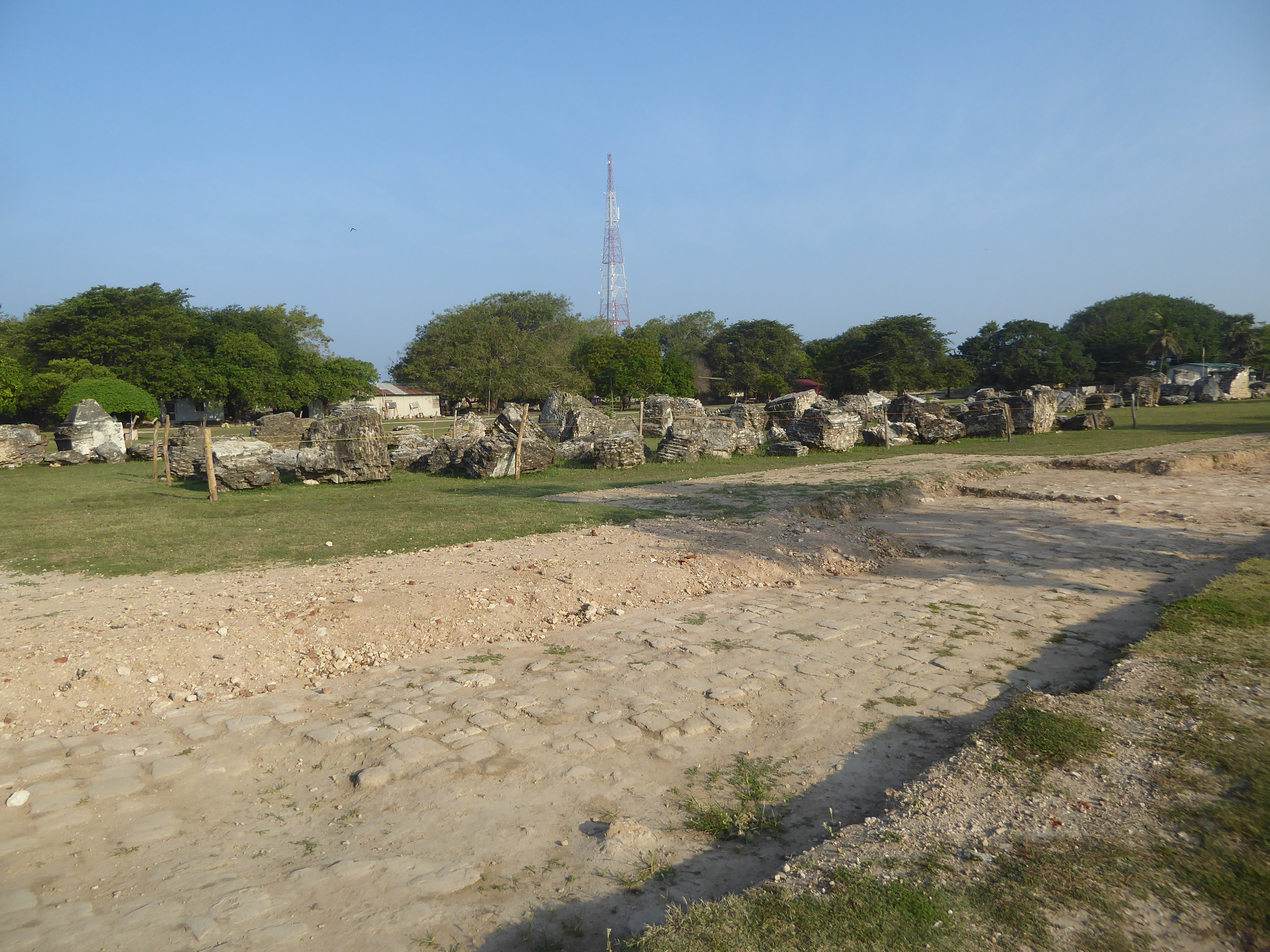 Inside is mostly open space and rubble. For a decade the Tamil Tigers held the fort, but the Sri Lankan military regained control in 1995. T