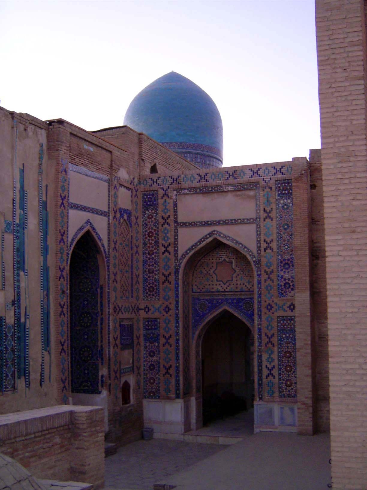 Chahar-Taq, the entrance to the upper group. The dome is part of the mausoleum of Tuman Aqa. Forced by one of Tamerlane's grandsons to remar