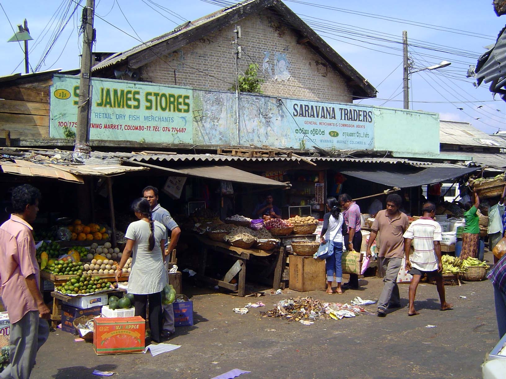 Manning Market, adjoining the Colombo Fort railway station.