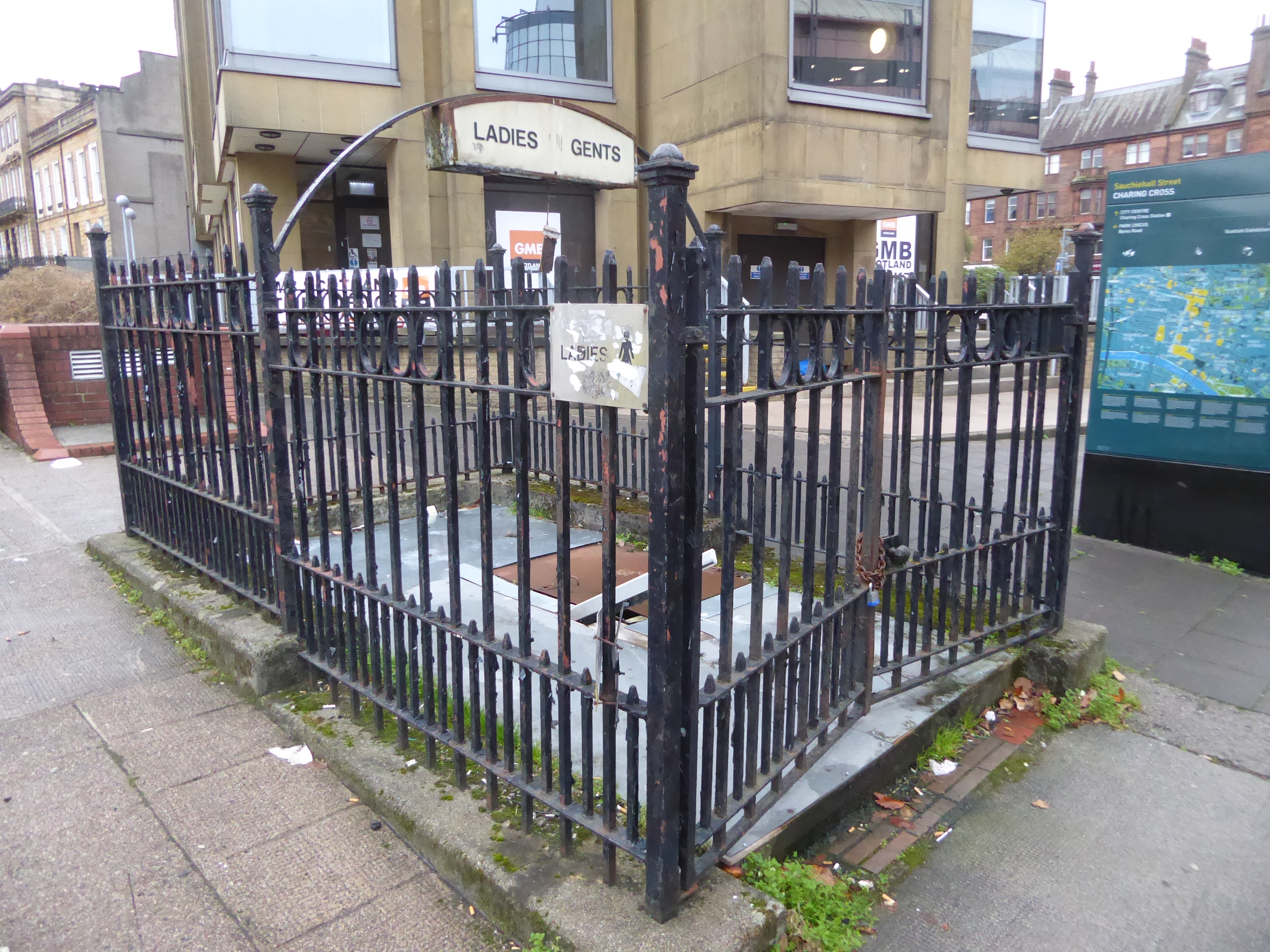 Between the fountain and Fountain House there's this covered-up public convenience. A few more years and it will acquire monument status of