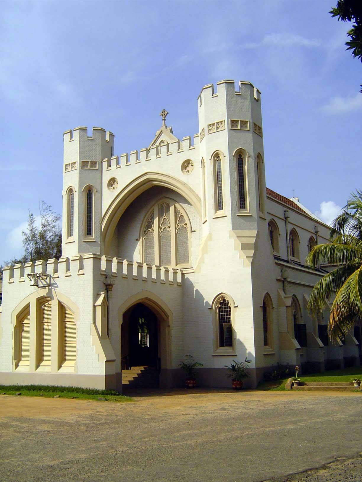A more churchly edifice: St. Andrew's Church, built 1907.